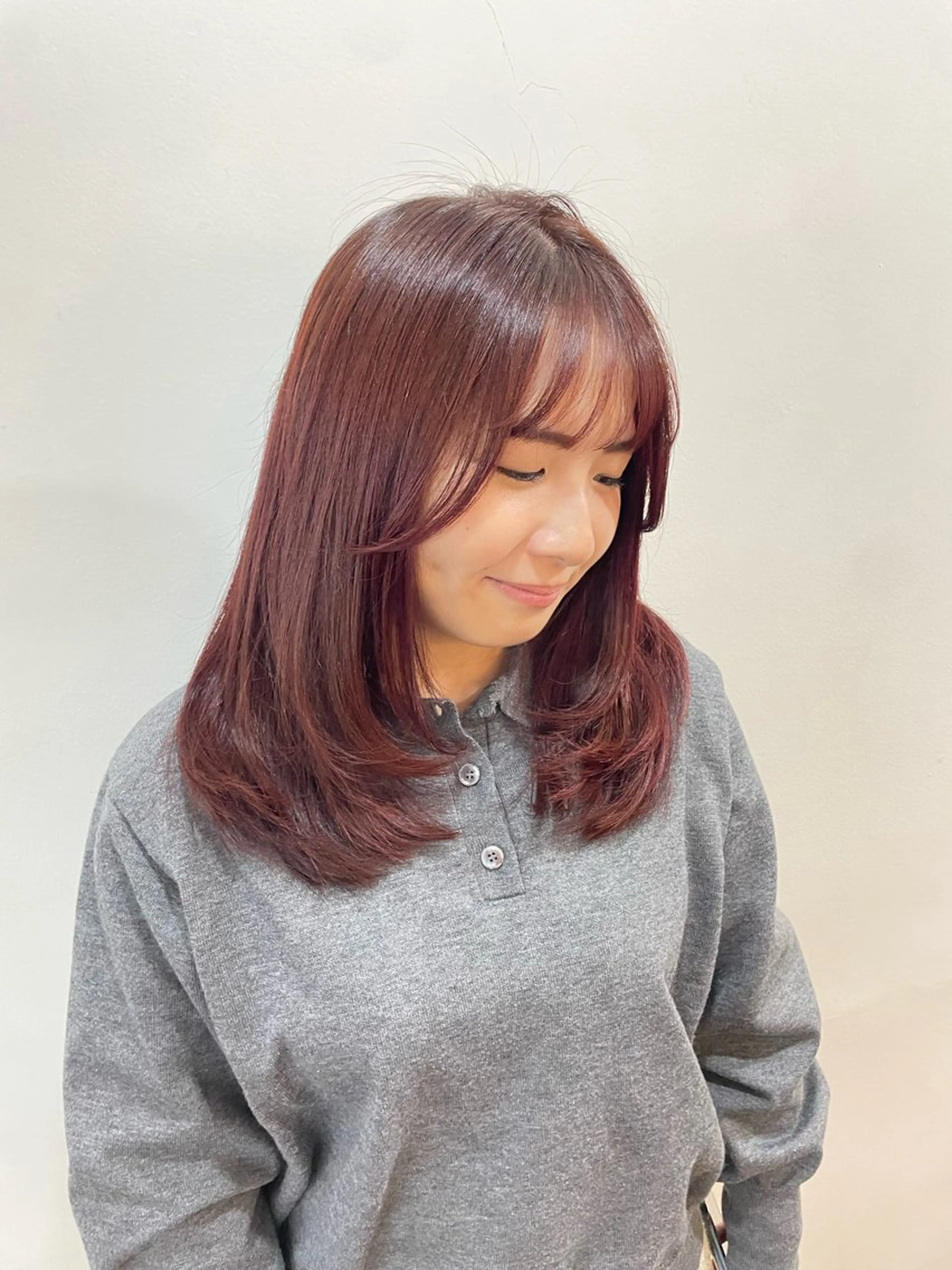 セミロング カラー ブリーチ ブラウンカラー ブリーチなしカラー レッドカラー ボブ カット ヘアカラー トリートメント mopa所属・mopa_kaede 暖色カラー/ロングのヘアスタイル