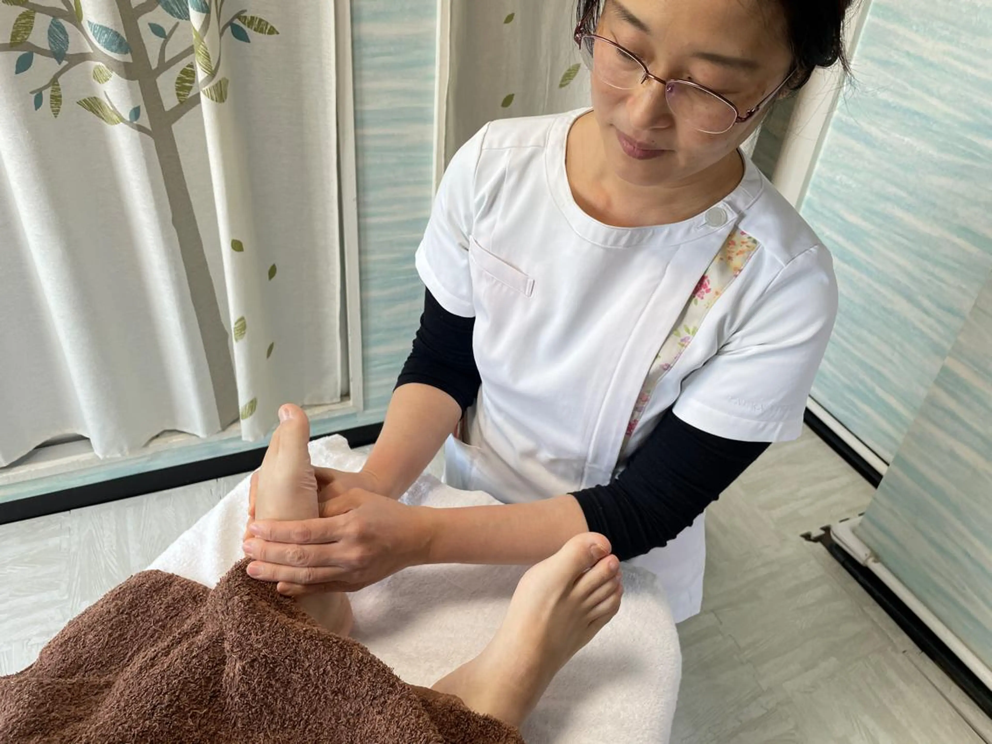 “メイクしたまま"即小顔【美针】mihari所属・小顔矯正マッサージ mihari　栄店のエステ・リラクイメージ