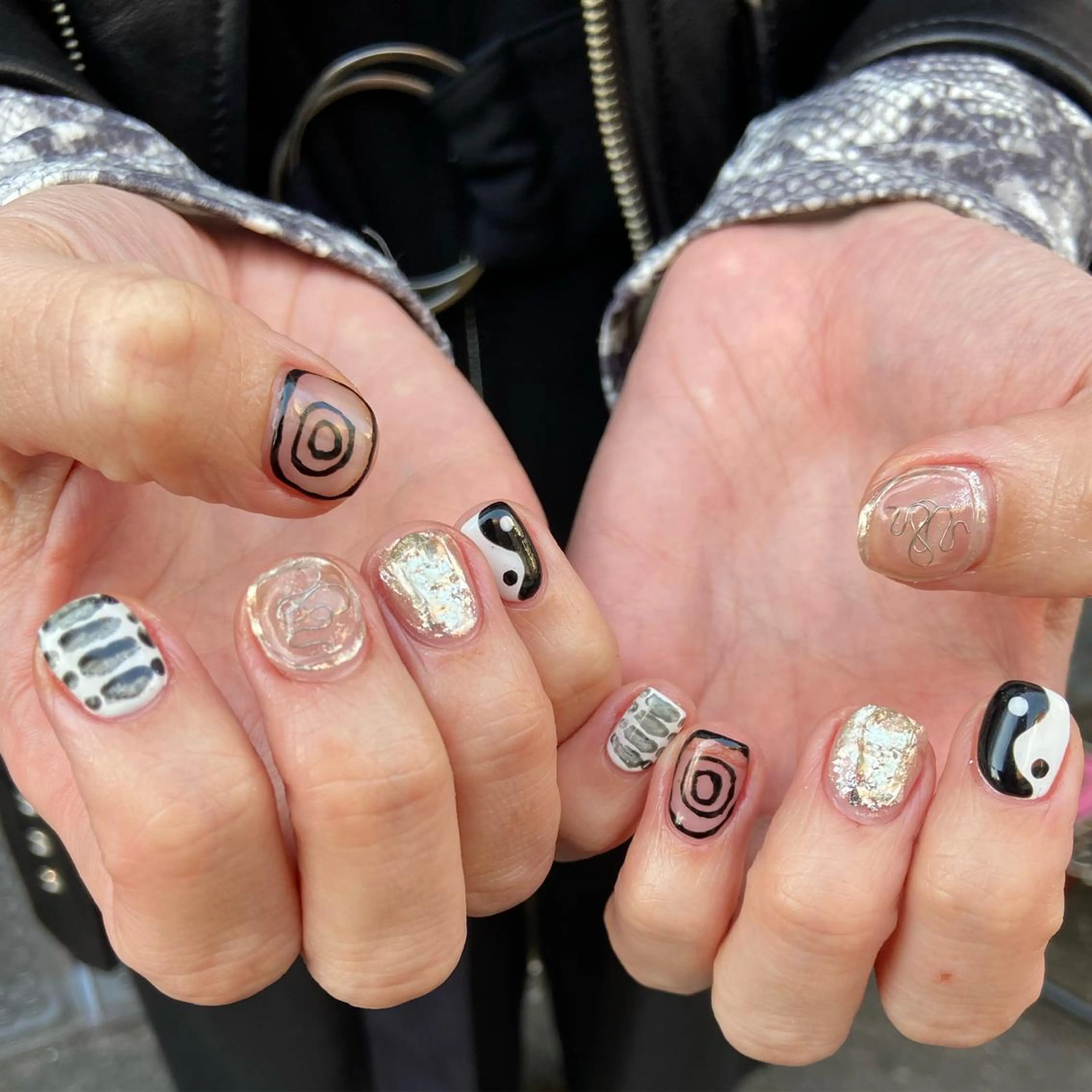 ネイル アートネイル シルバー . unffのネイルデザイン