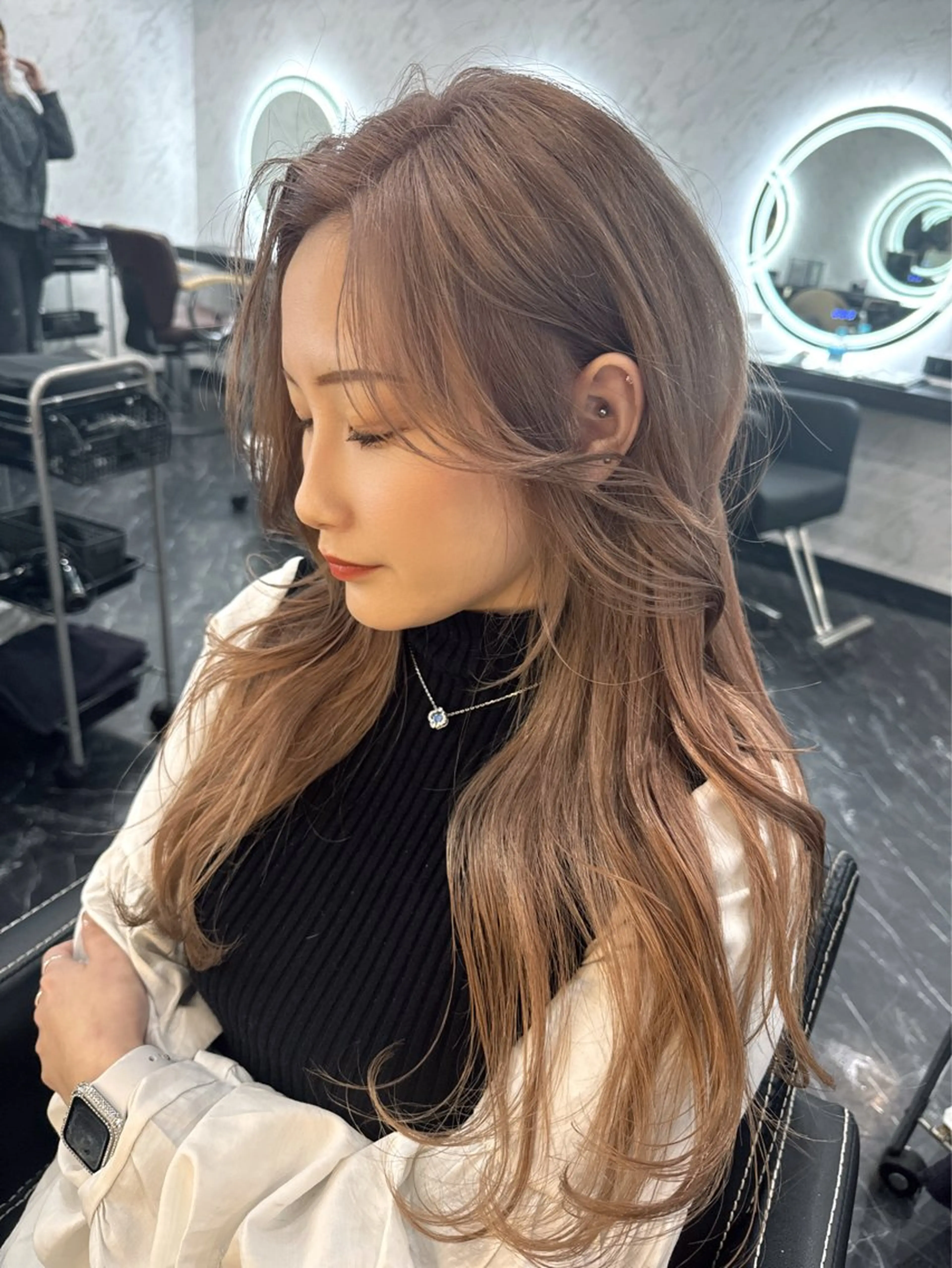 ロング 顔まわりレイヤー 顔周りカット レイヤーカット 山北 優姫のヘアスタイル