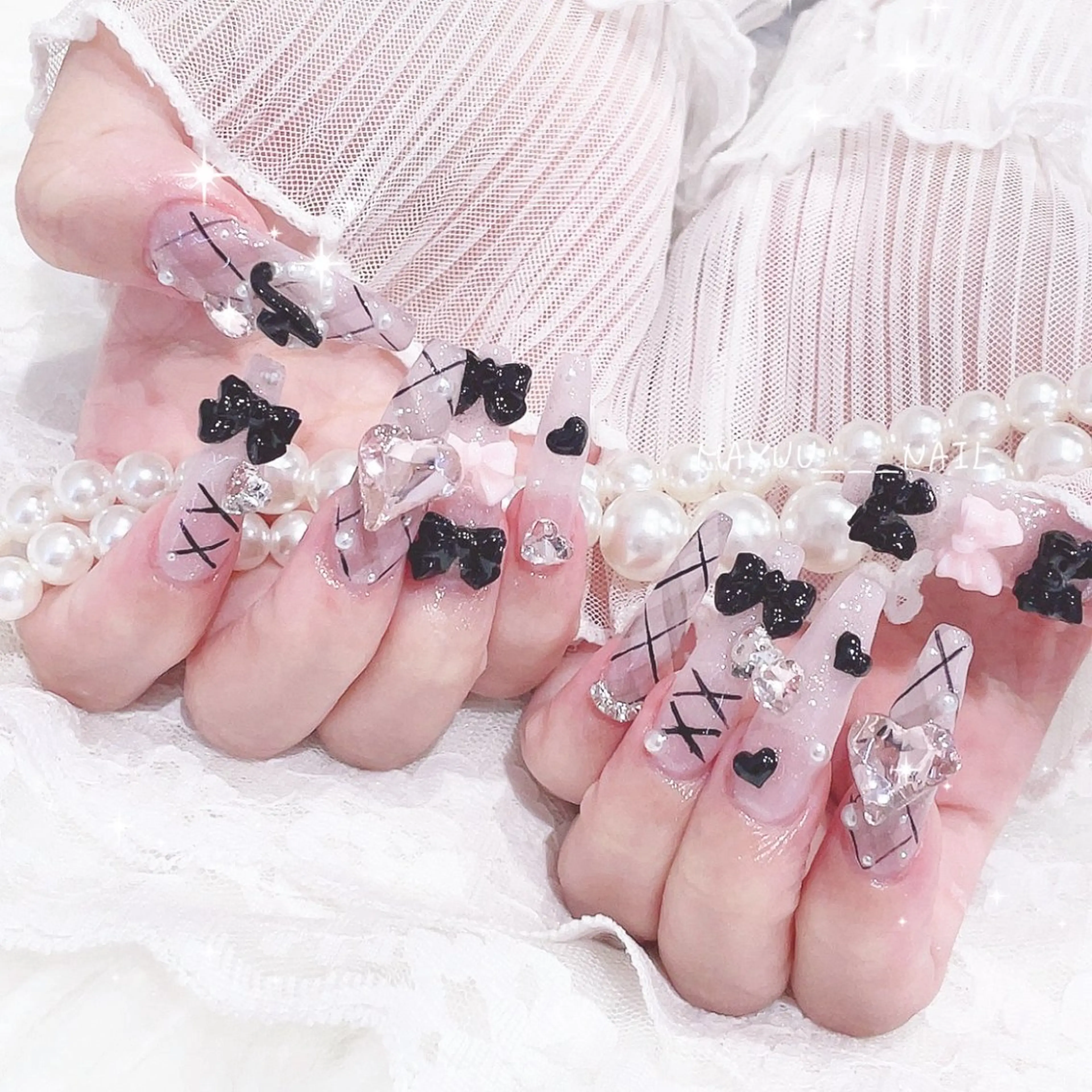 ネイル 🎀 Mayu 🎀痛ネイルのネイルデザイン