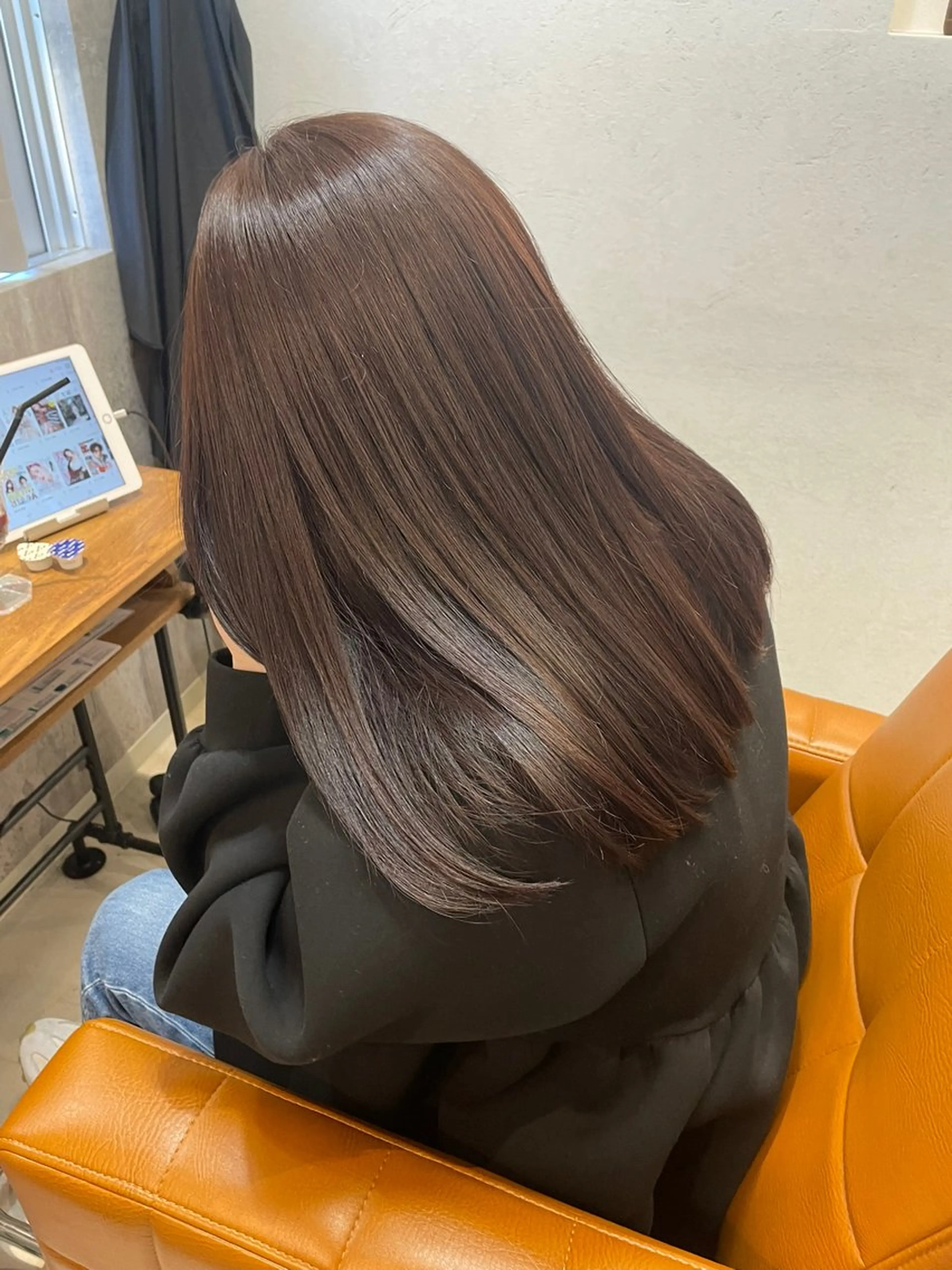 セミロング カラー ヘアカラー トリートメント 【完全個室】髪質改善 暖色カラー/山崎唯奈のヘアスタイル