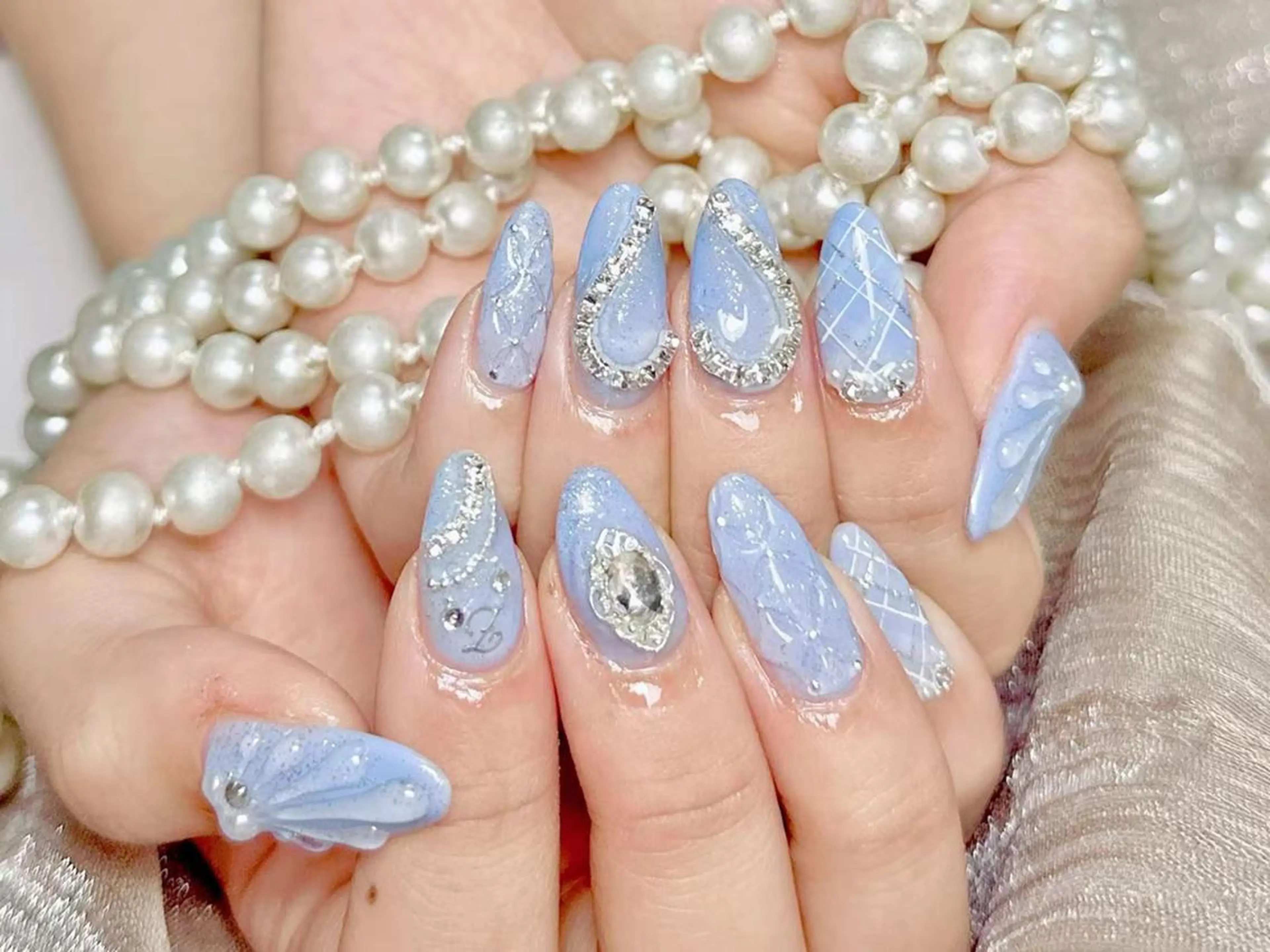 ✨ハンド💅150分持ち込みデザイン¥10800(最高級パーツ、ゴテゴテデザインOK！）の写真