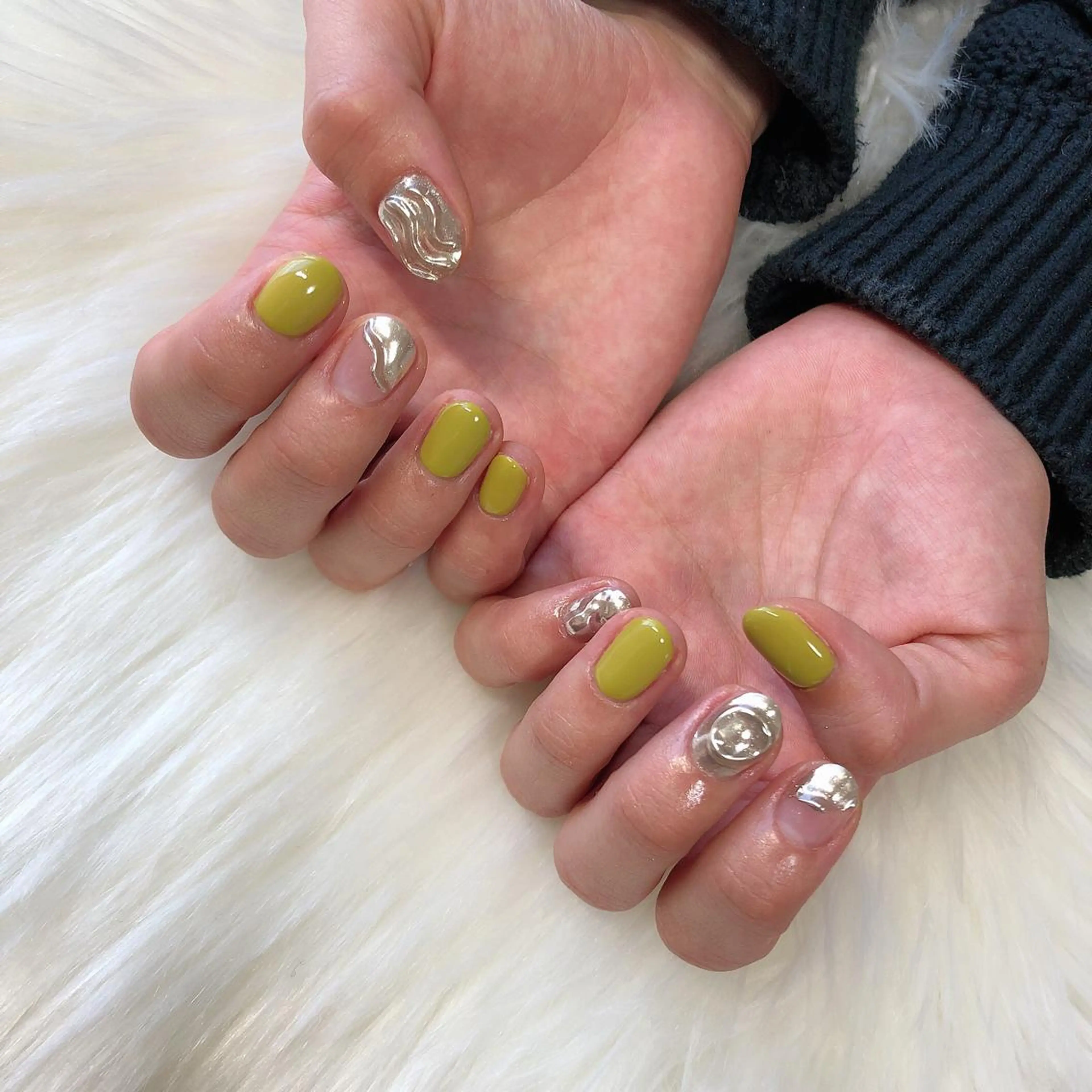 ネイル ハンドネイル 西岡 杏のネイルデザイン