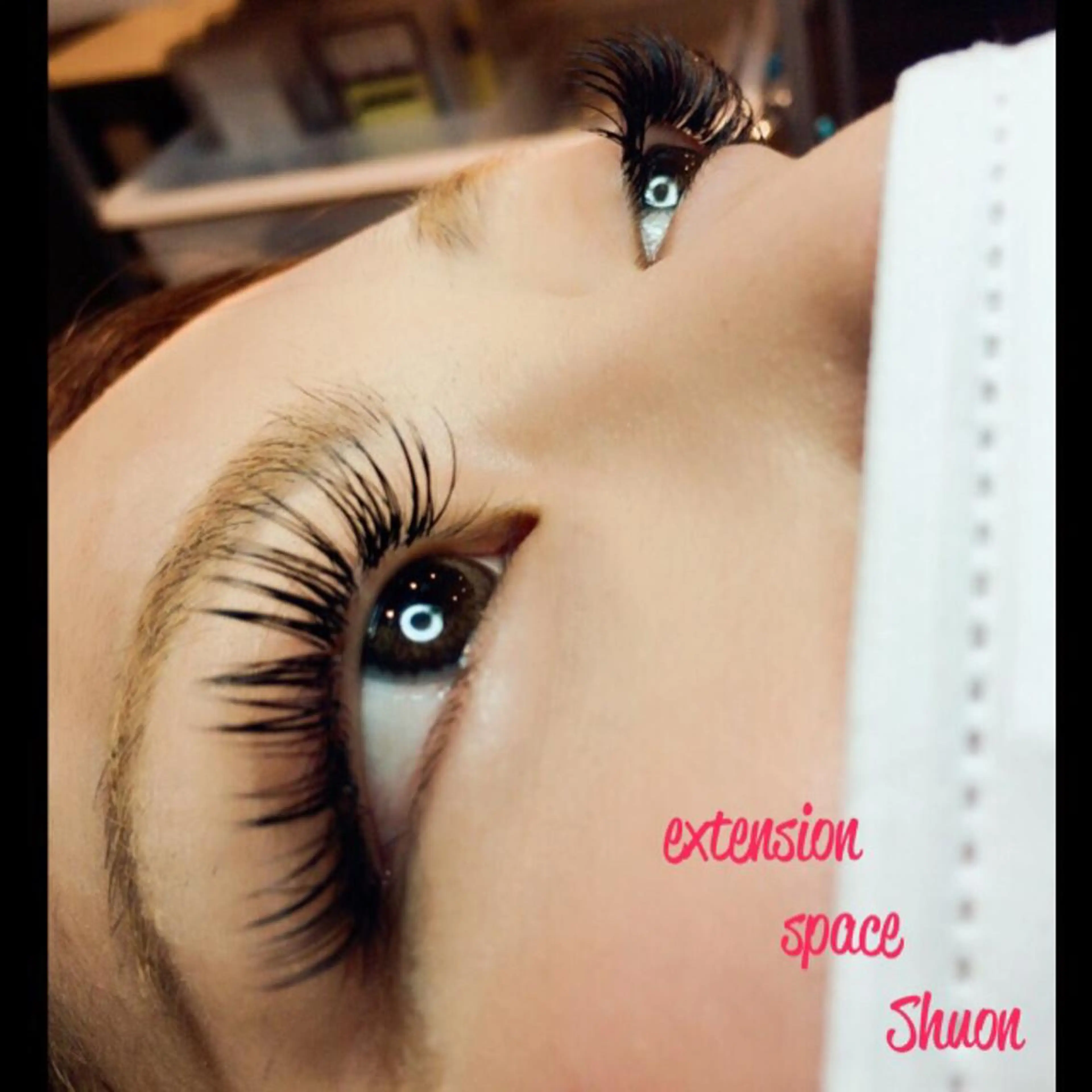 マツエク・マツパ ボリュームラッシュ KITTY 立川のネイルデザイン