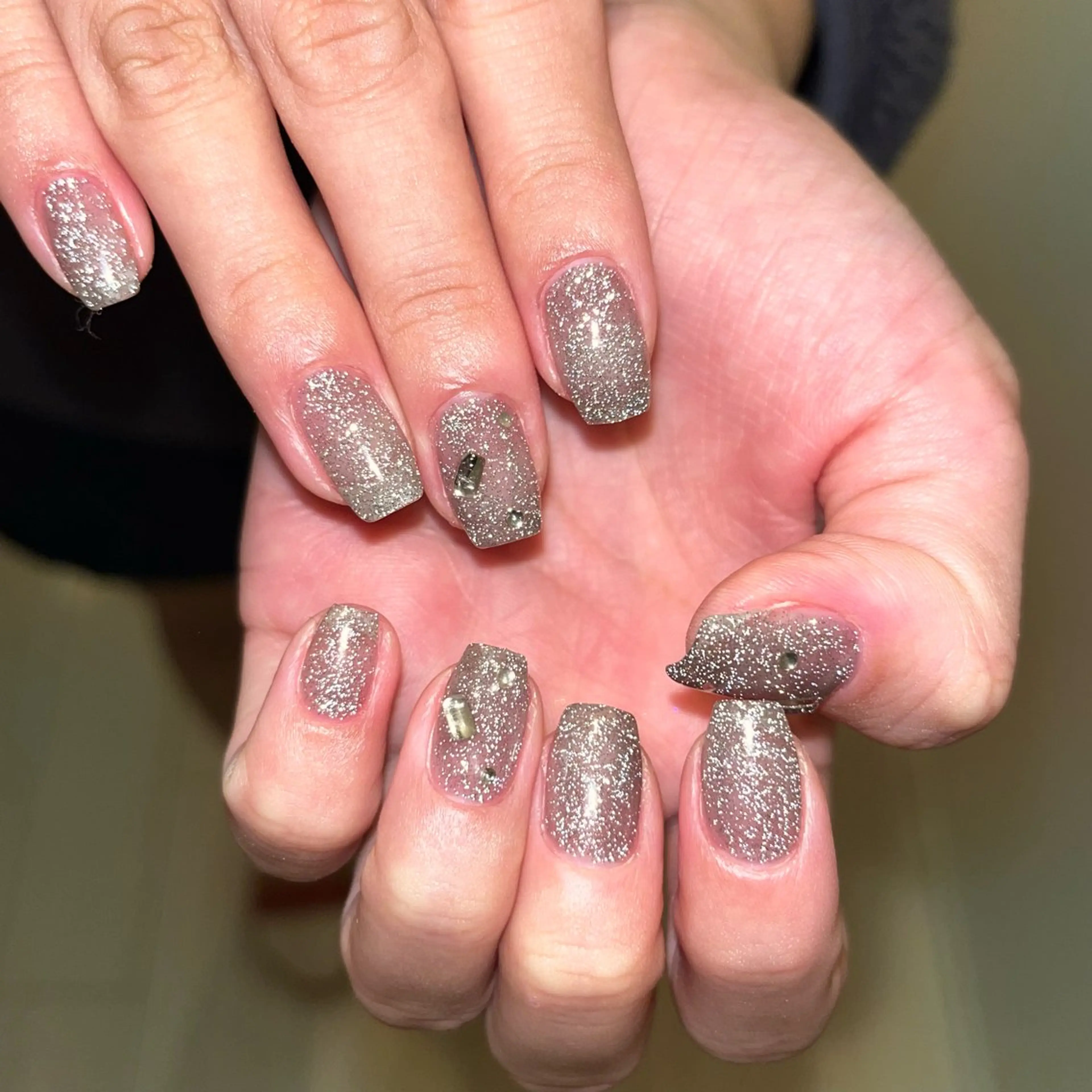 ネイル ハンドネイル NORA nail UMEDAのネイルデザイン