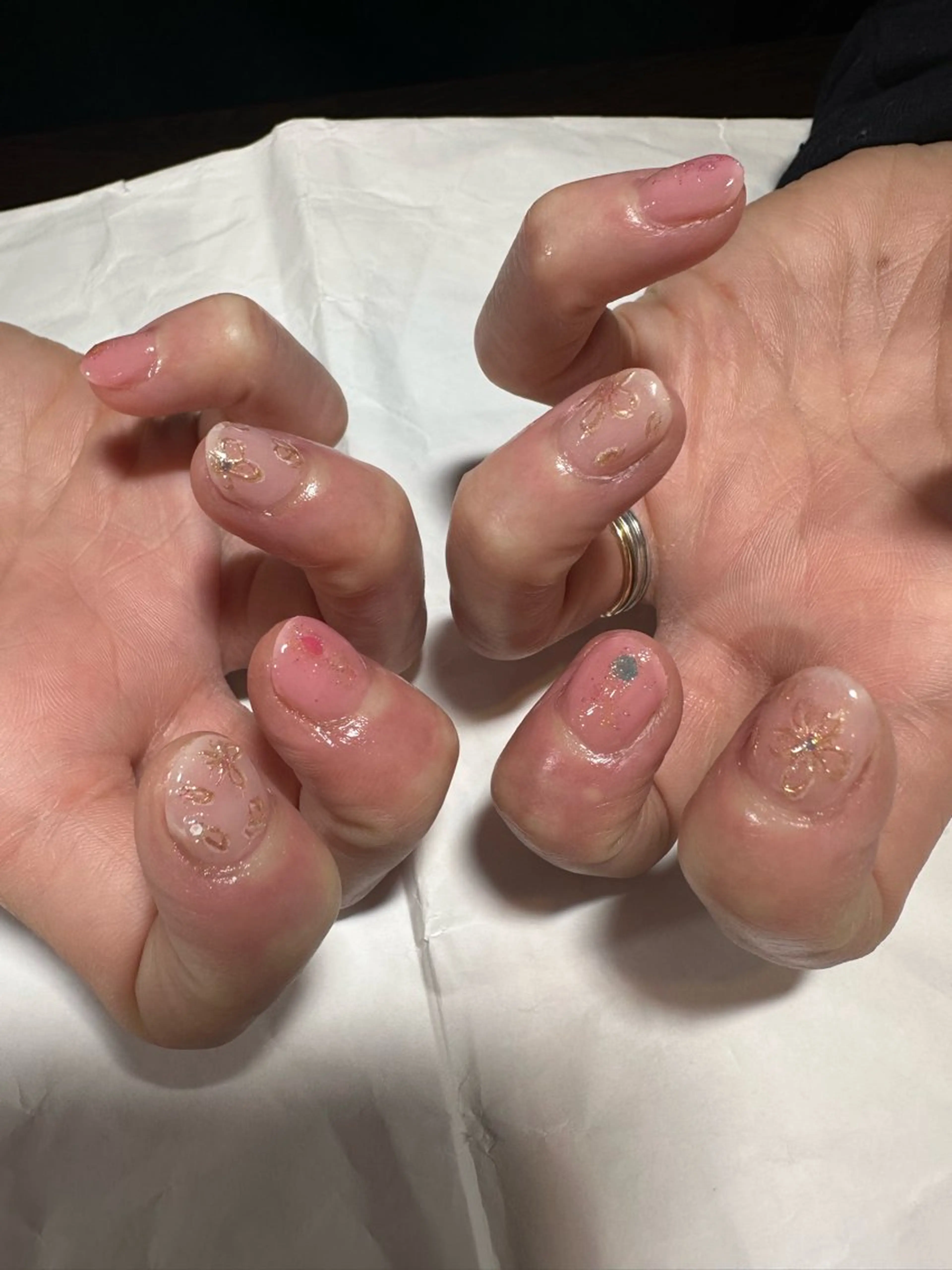 ネイル e.nail所属・🍎吉田 恵里🍎のネイルデザイン