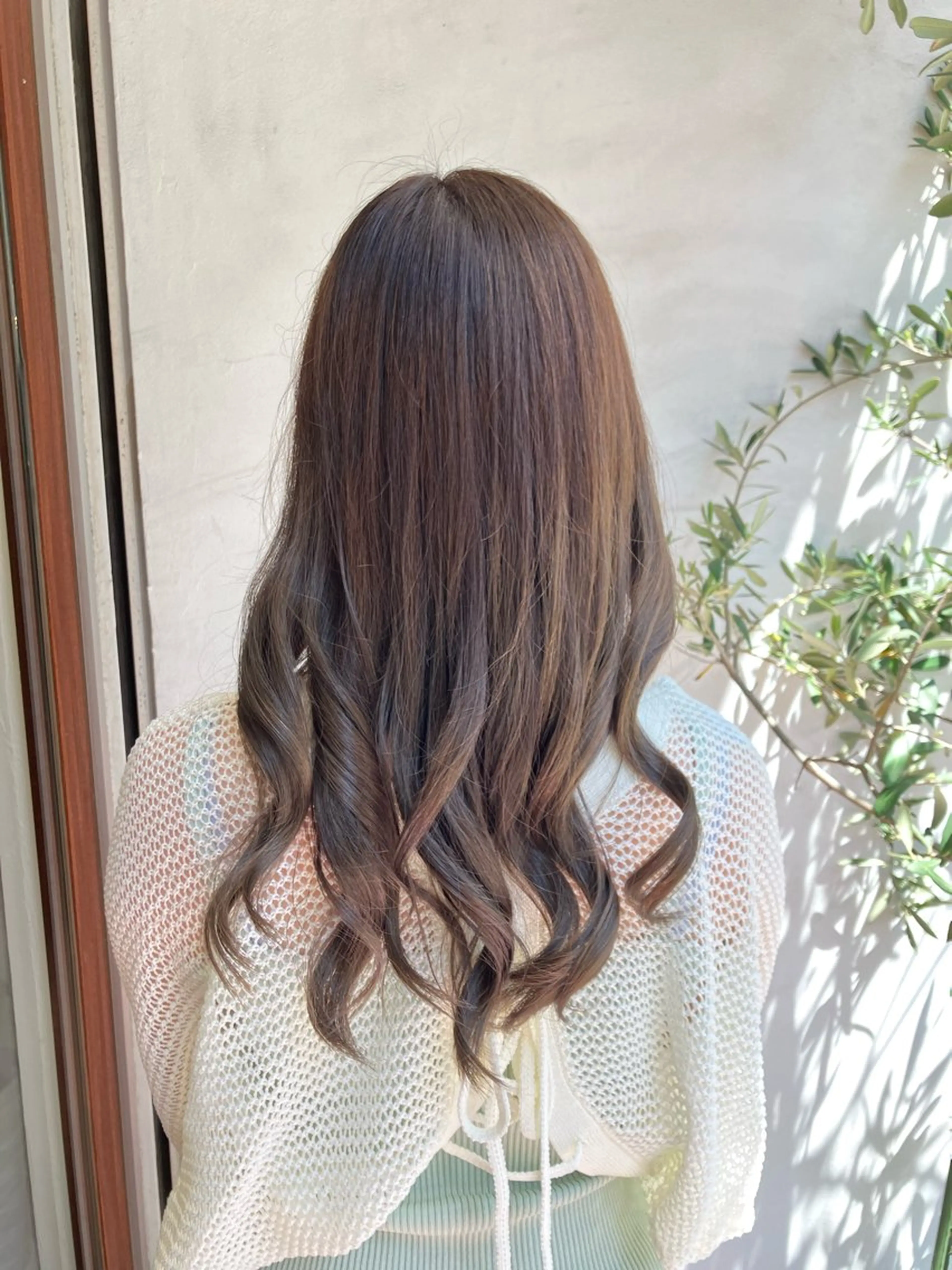 ロング カラー 佐藤 琴海のヘアスタイル