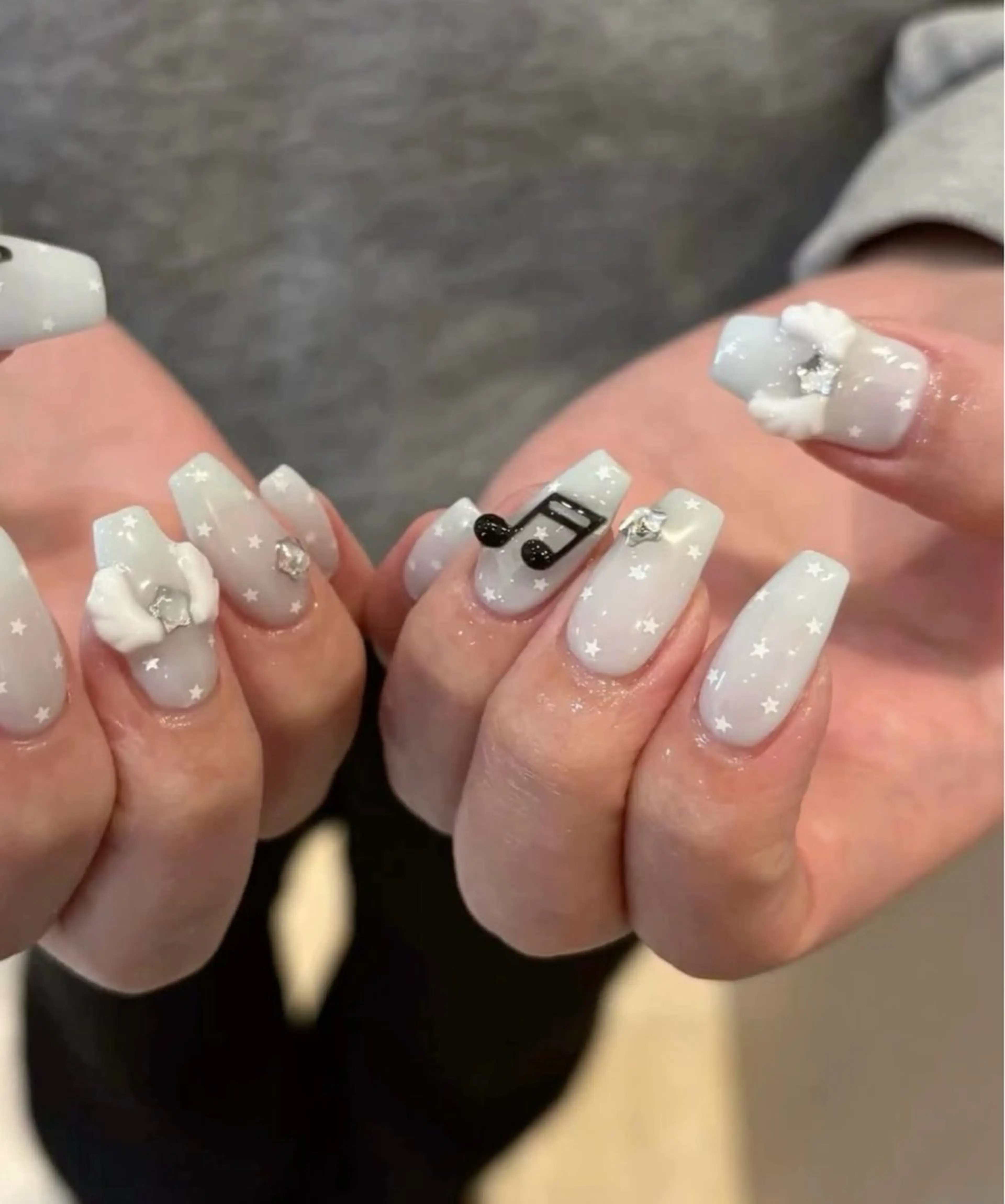 ネイル アートネイル 長さ出し ジェルネイル 韓国ネイル マグネットネイル ハンドネイル Cloudy Chan Nailのネイルデザイン