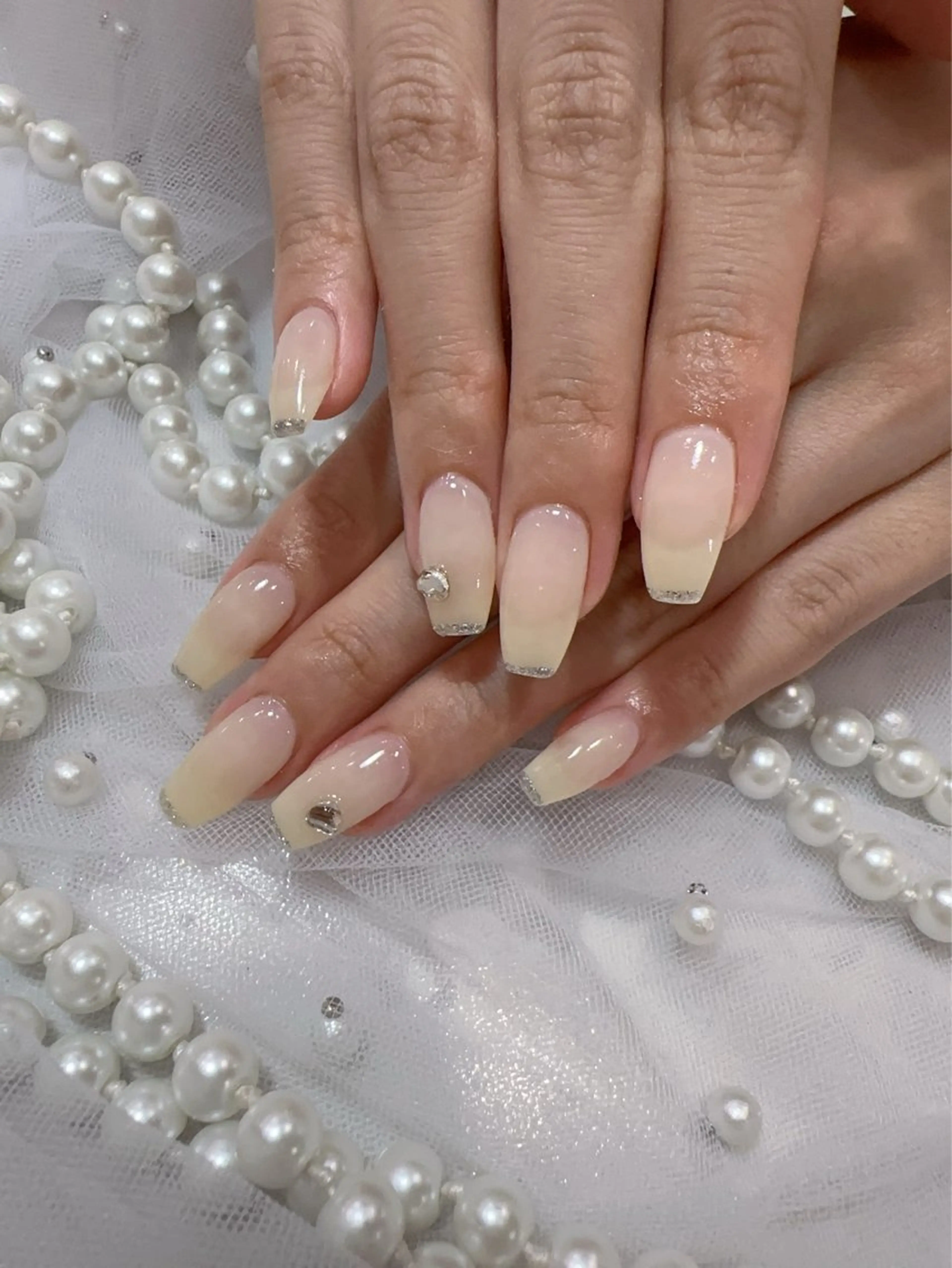 ネイル アートネイル フラッシュネイル フレンチネイル ジェルネイル ガラスフレンチ ハンドネイル You&Me Miyuのネイルデザイン