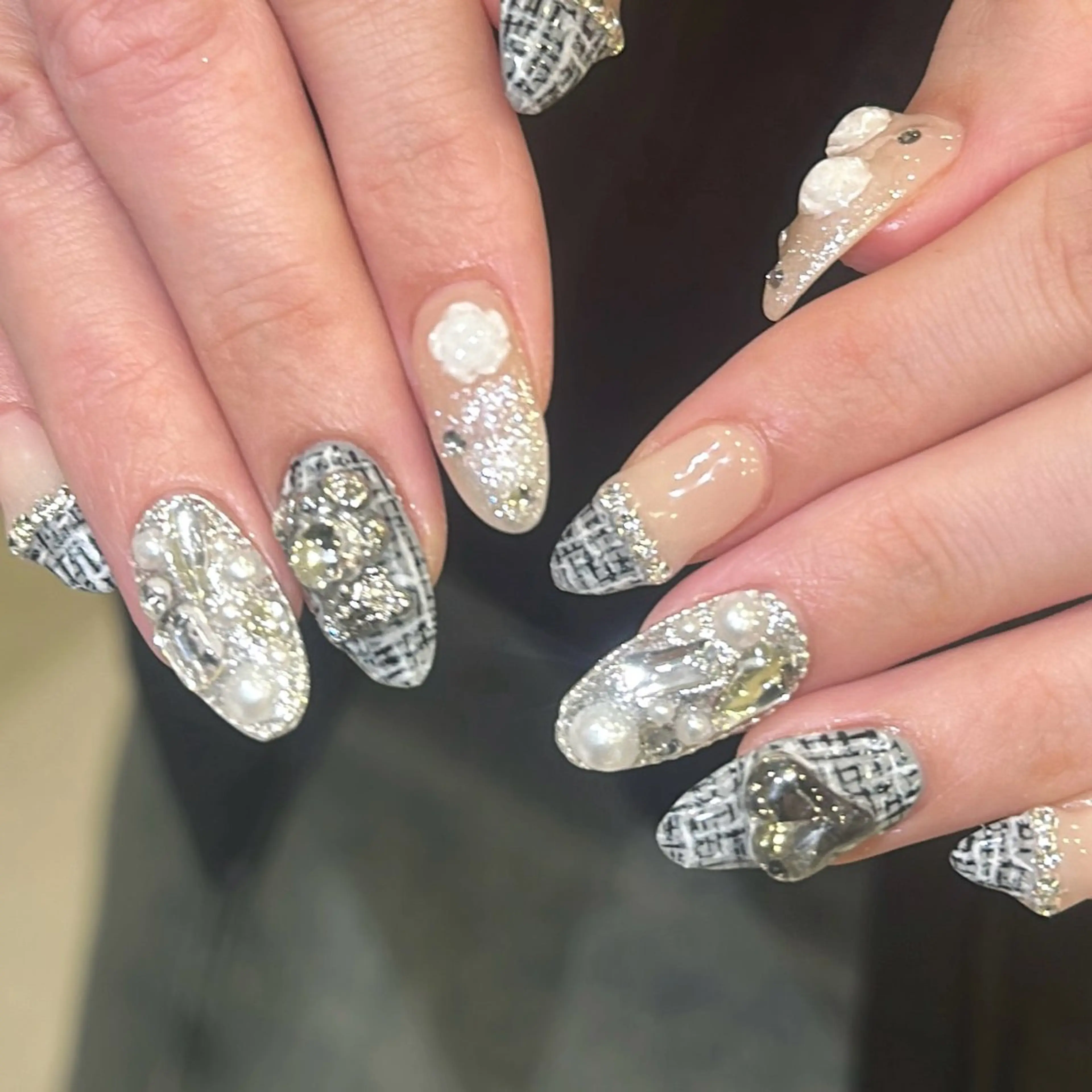 ネイル ハンドネイル 👽個性派ネイル🎀 komachiのヘアスタイル