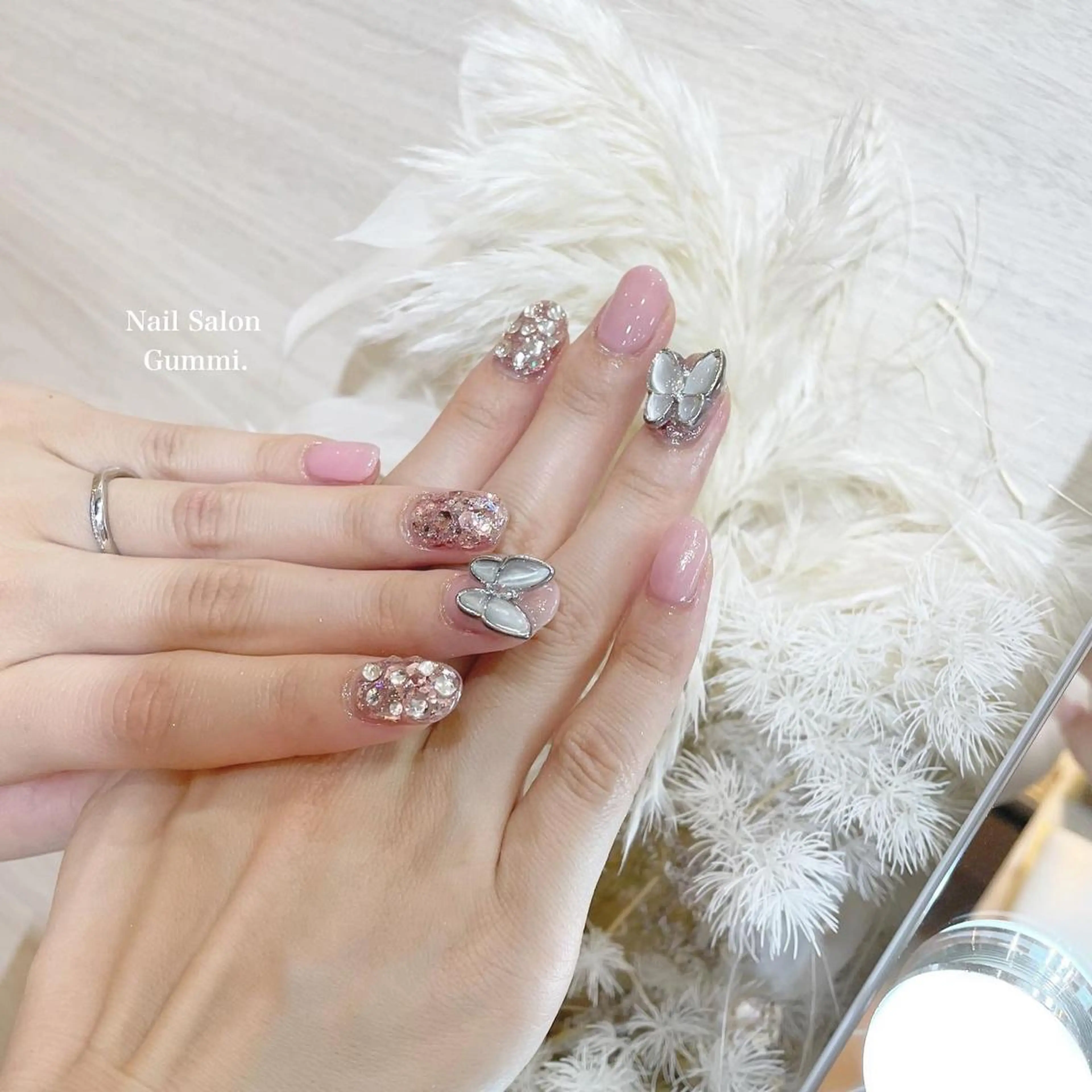 ネイル ブライダルネイル Nail Salon Gummi.のネイルデザイン