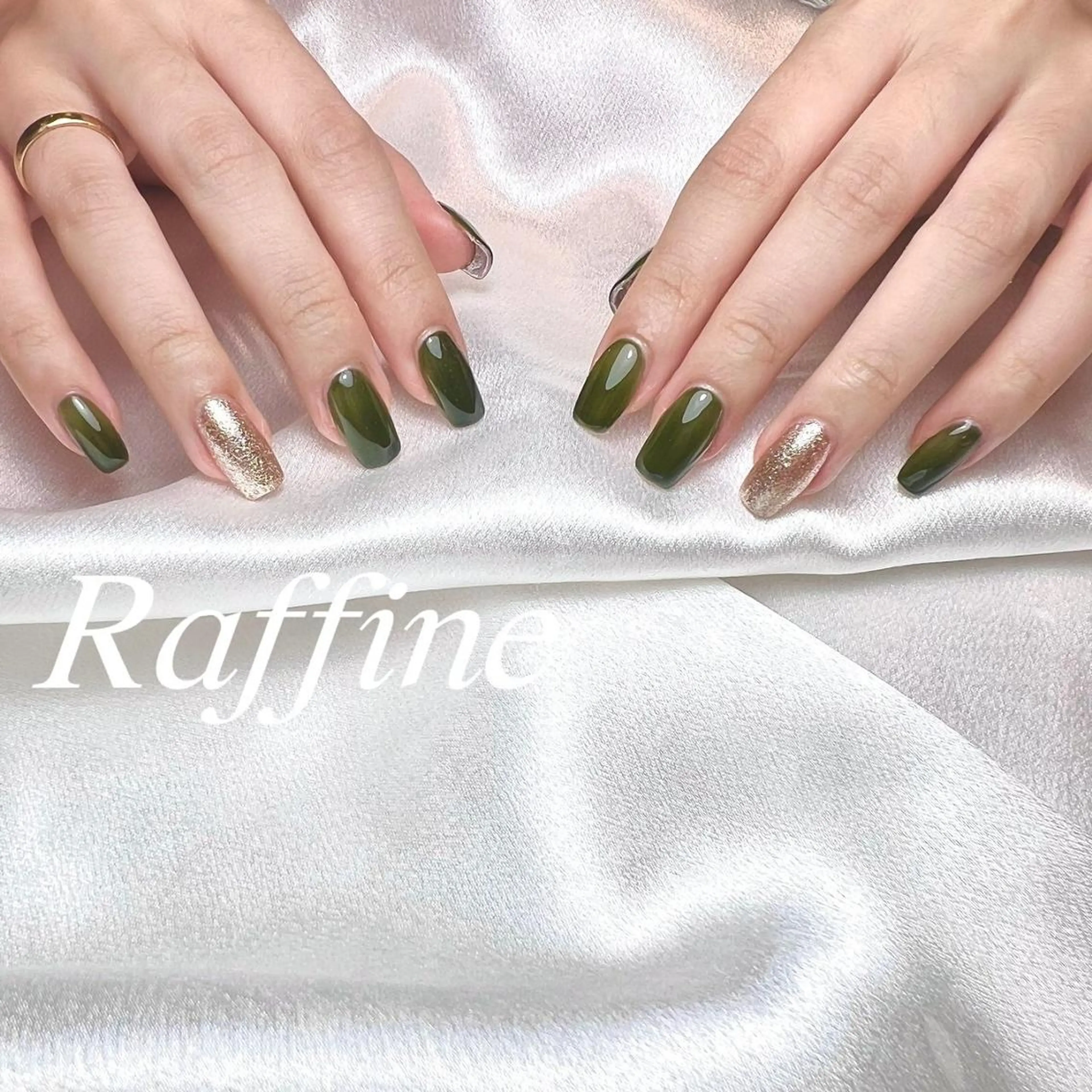 ネイル RAFFINE haru🦋🩵のネイルデザイン