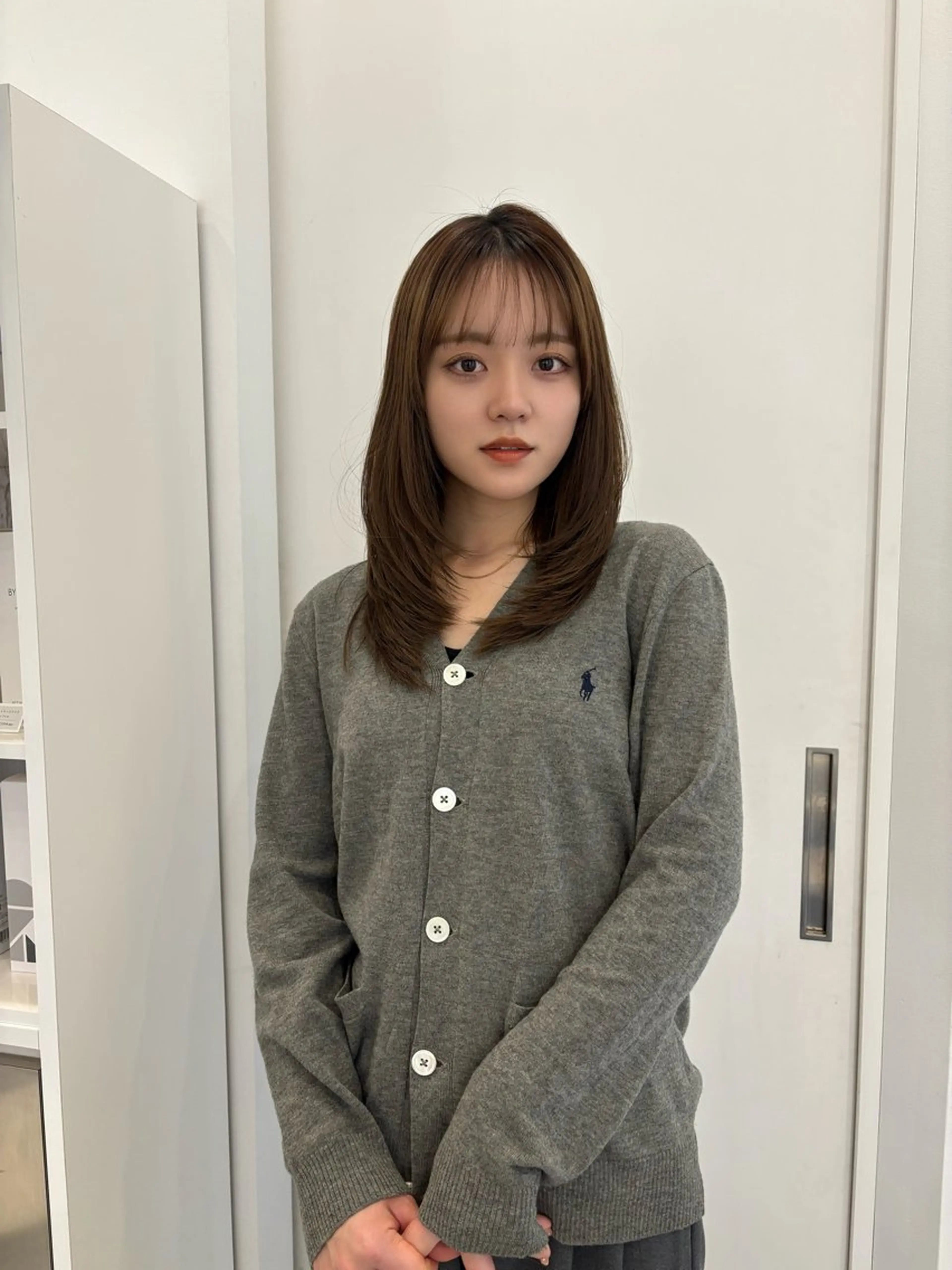 ミディアム ミディアムレイヤー レイヤーカット カット ヘアカラー トリートメント レイヤーカット🎀 kanaのヘアスタイル