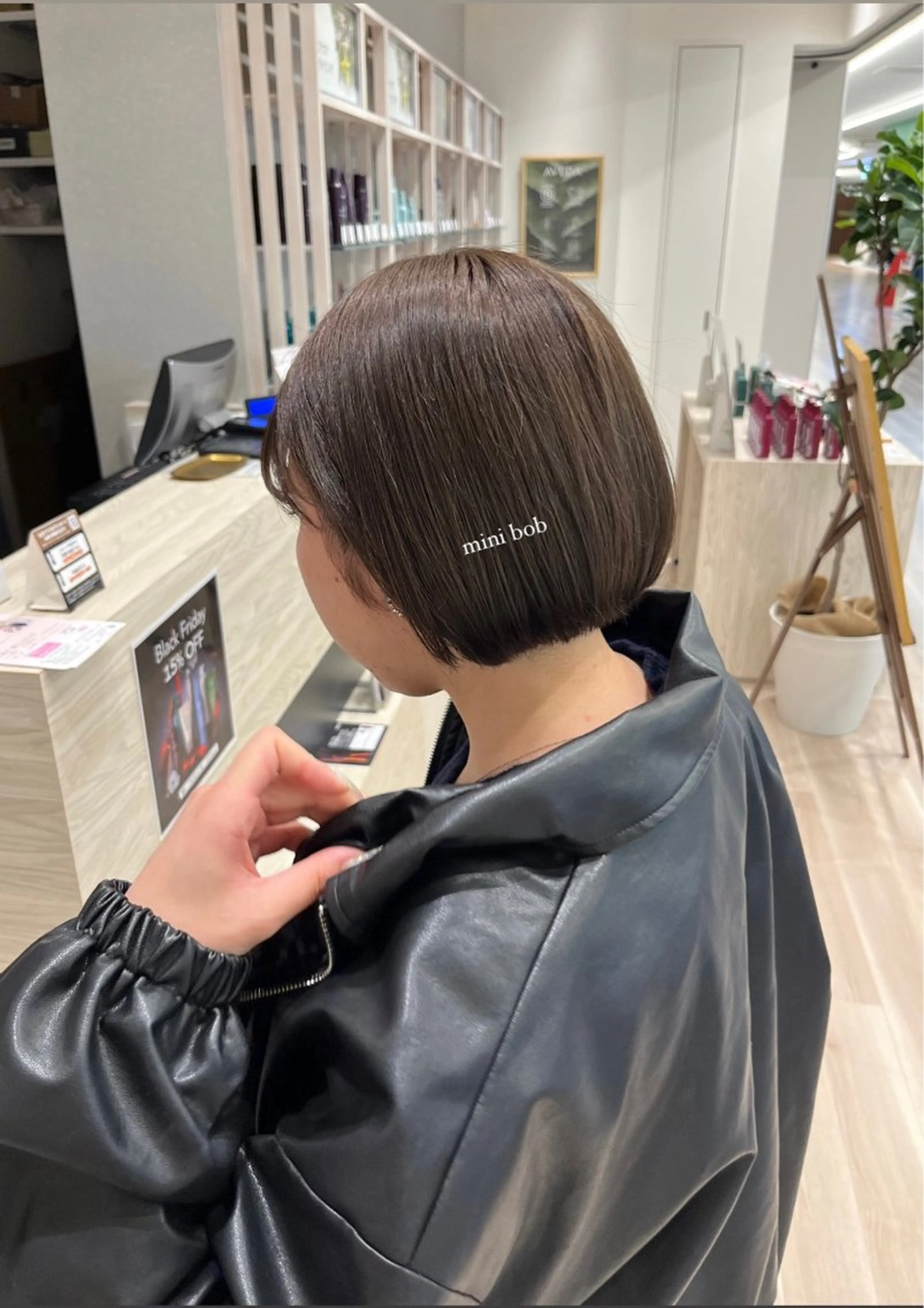 ショート カラー 大野 桃果のヘアスタイル