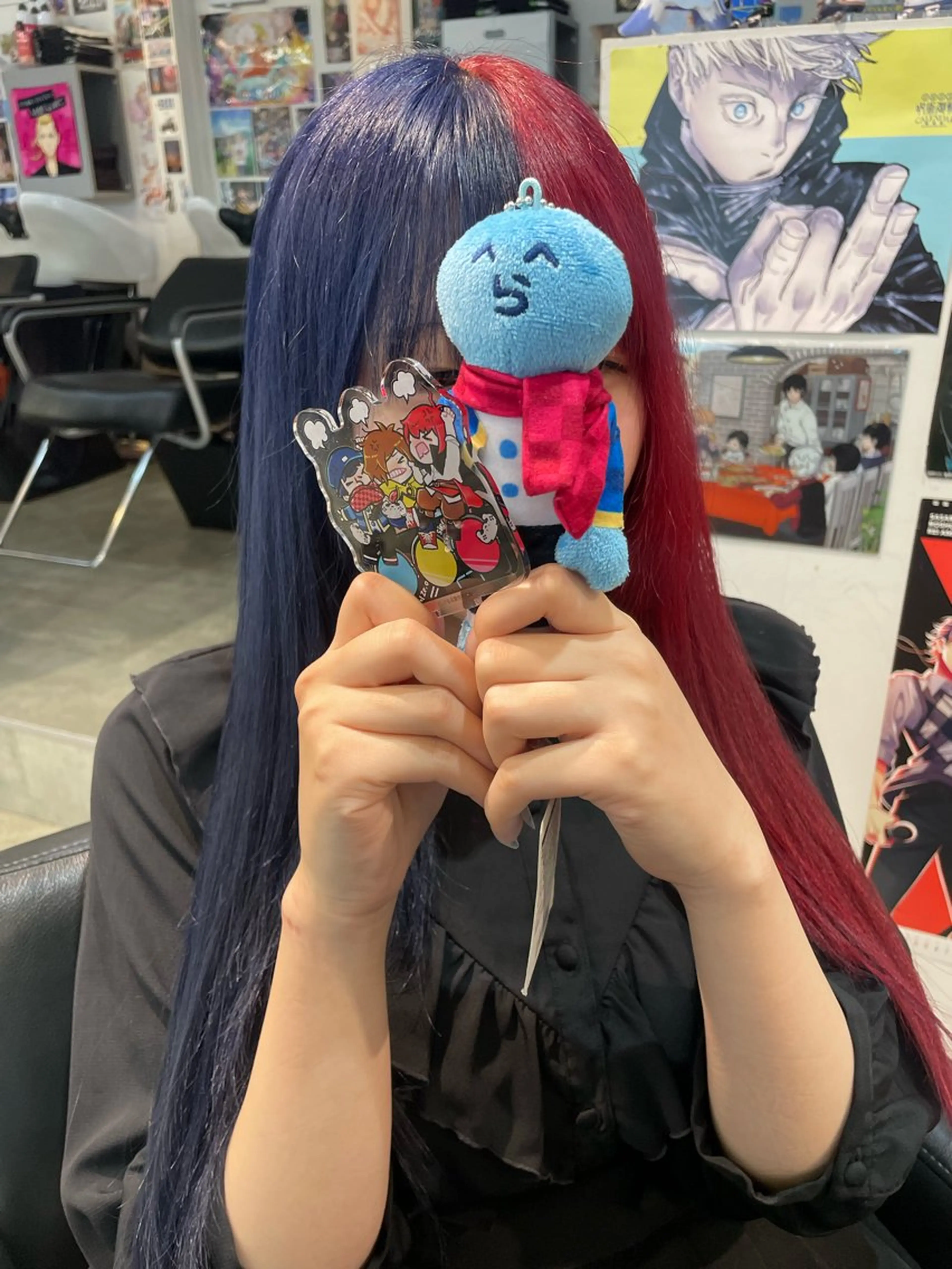 セミロング カラー ブリーチ ケアブリーチ ヘアカラー トリートメント インナーカラー/推し ウルフ/アニメカラーのヘアスタイル