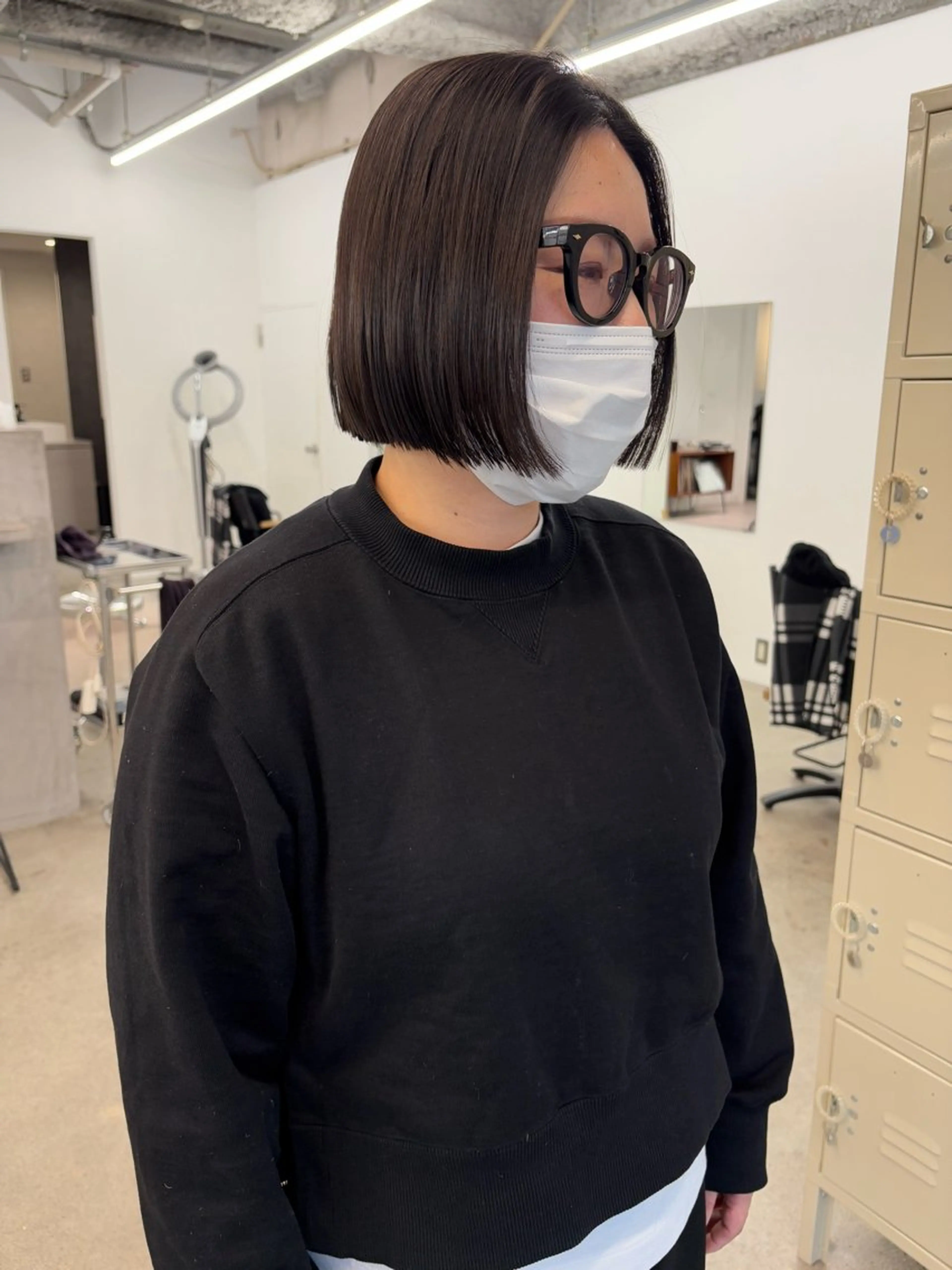 ショート ボブ カット パーマ、ボブ、透明感 カラー、小須田ゆあのヘアスタイル