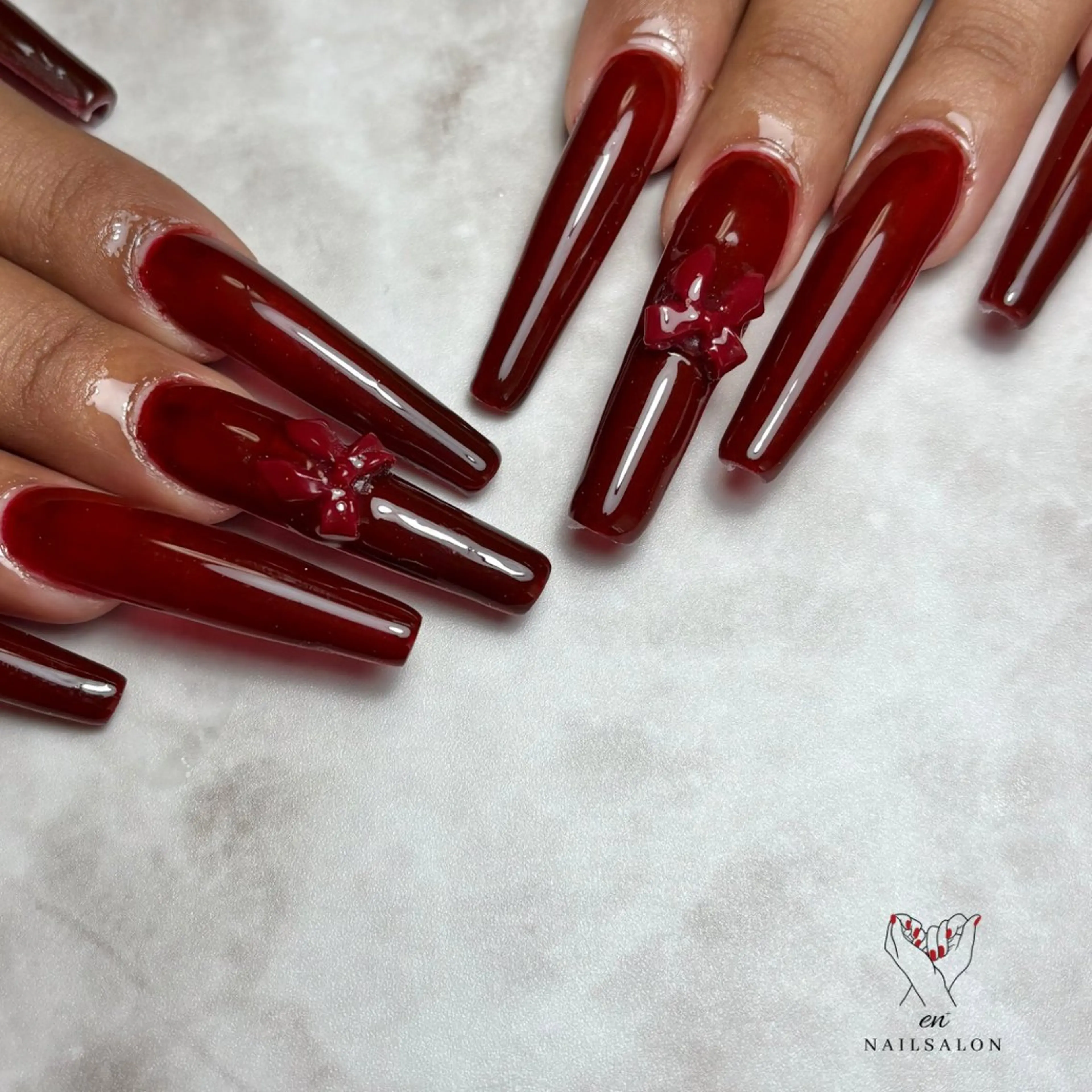 ネイル ロングネイル スカルプネイル ネイルチップ ハンドネイル NAILSALON en+所属・NAILSALON en+沖縄市美原のネイルデザイン