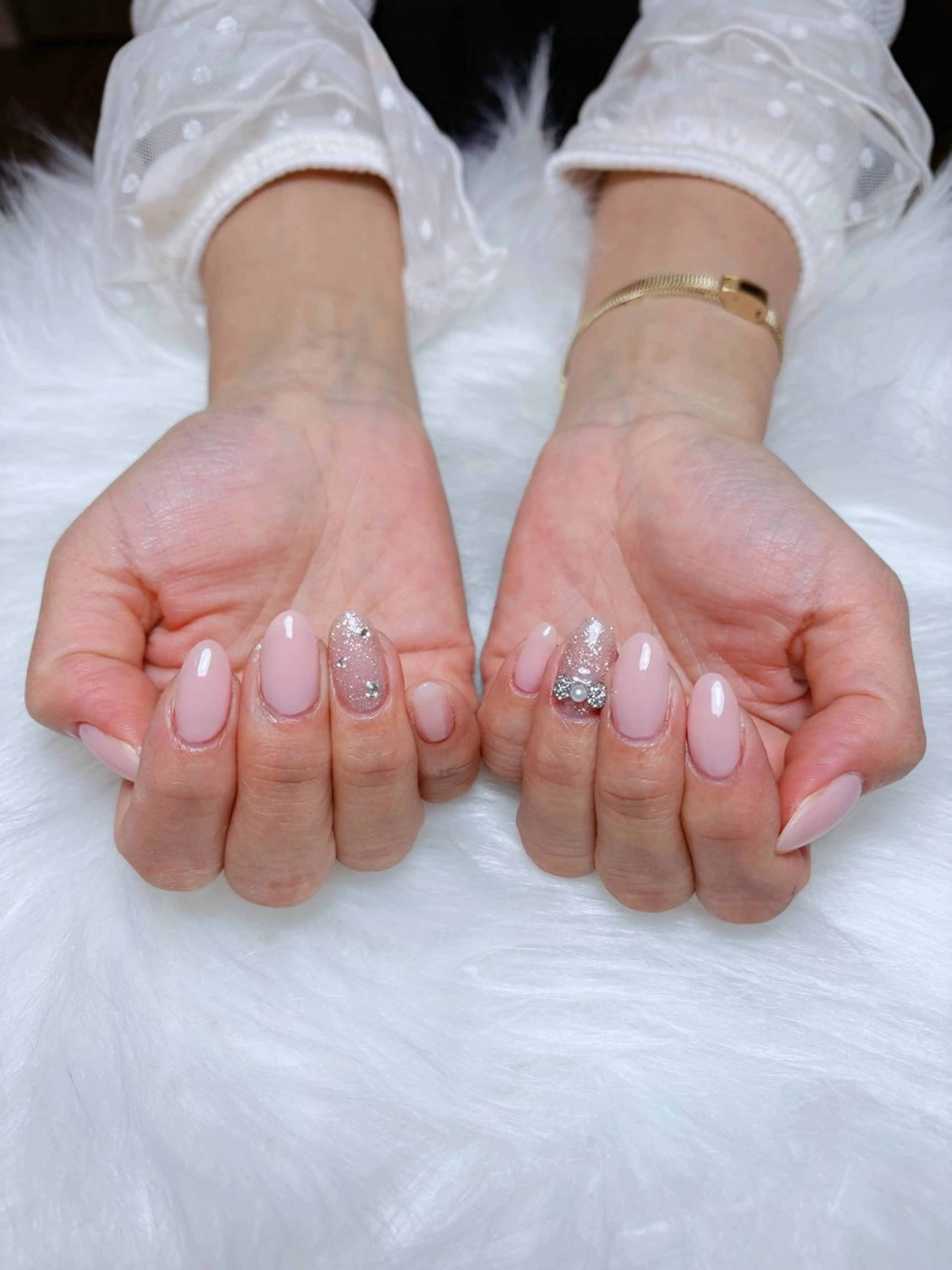 ネイル キラキラネイル ラメ(グリッター) オフィスネイル ピンク 春ネイル Minamo 🩵のネイルデザイン