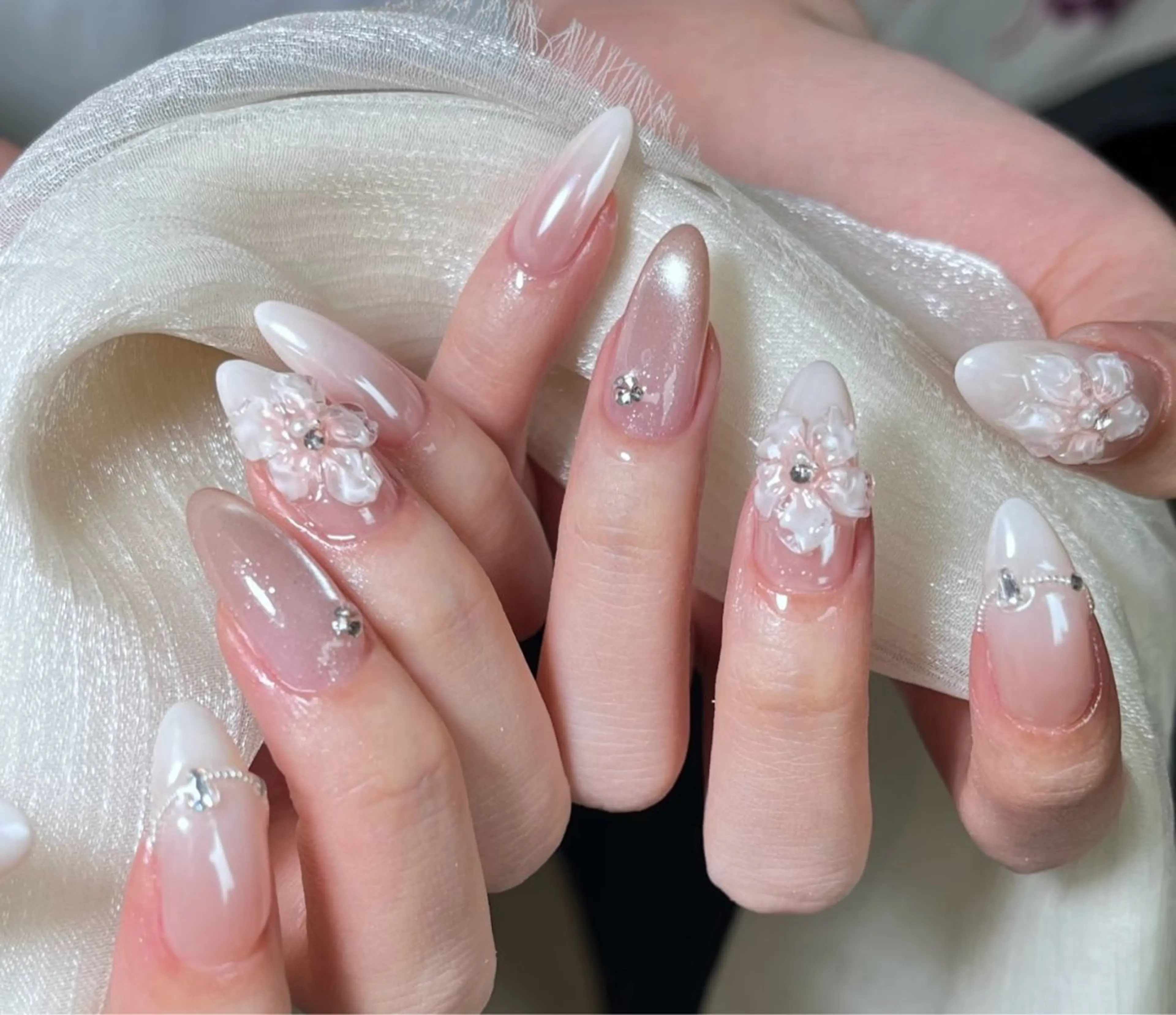 ネイル ハンドネイル NiNa ビューティーサロン所属・Ni Naのネイルデザイン