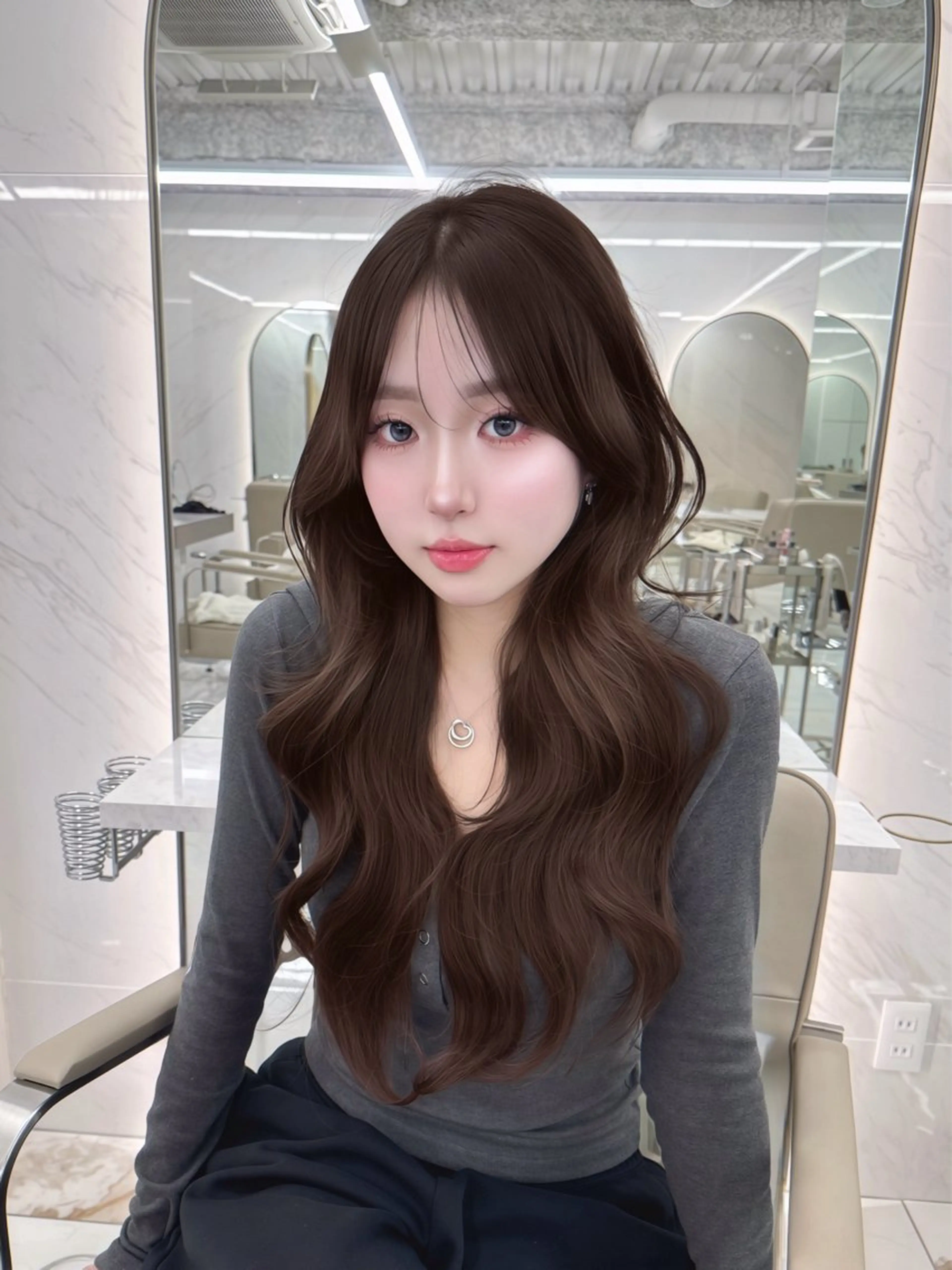 ロング kiti SAKAE所属・のり/顔まわり/韓国 /レイヤーカットのヘアスタイル