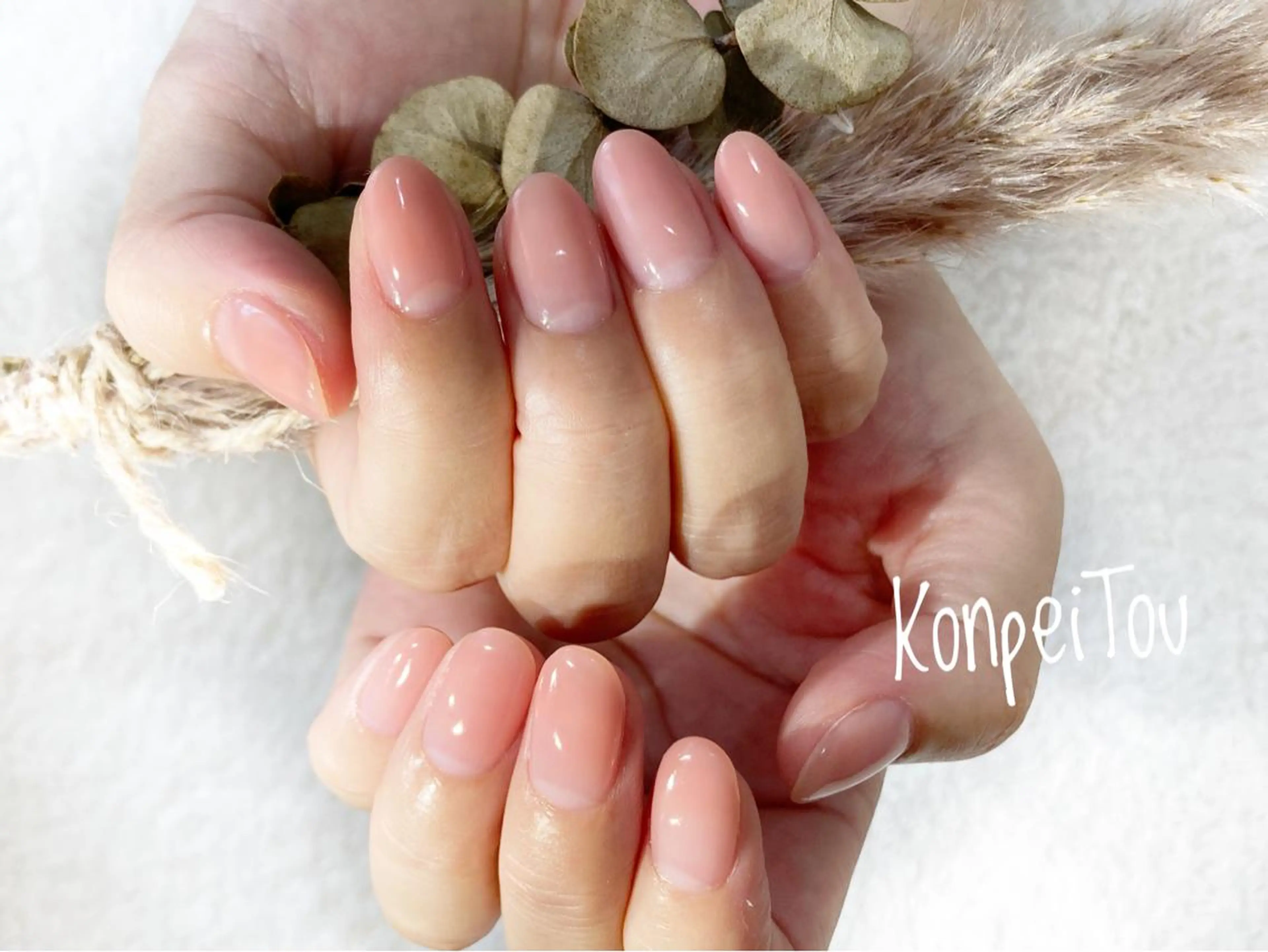 ネイル グラデーション ワンカラーネイル おうちのネイルサロン　konpeiTou〜こんぺいとう〜所属・おうちのネイルサロン KonpeiTouのネイルデザイン