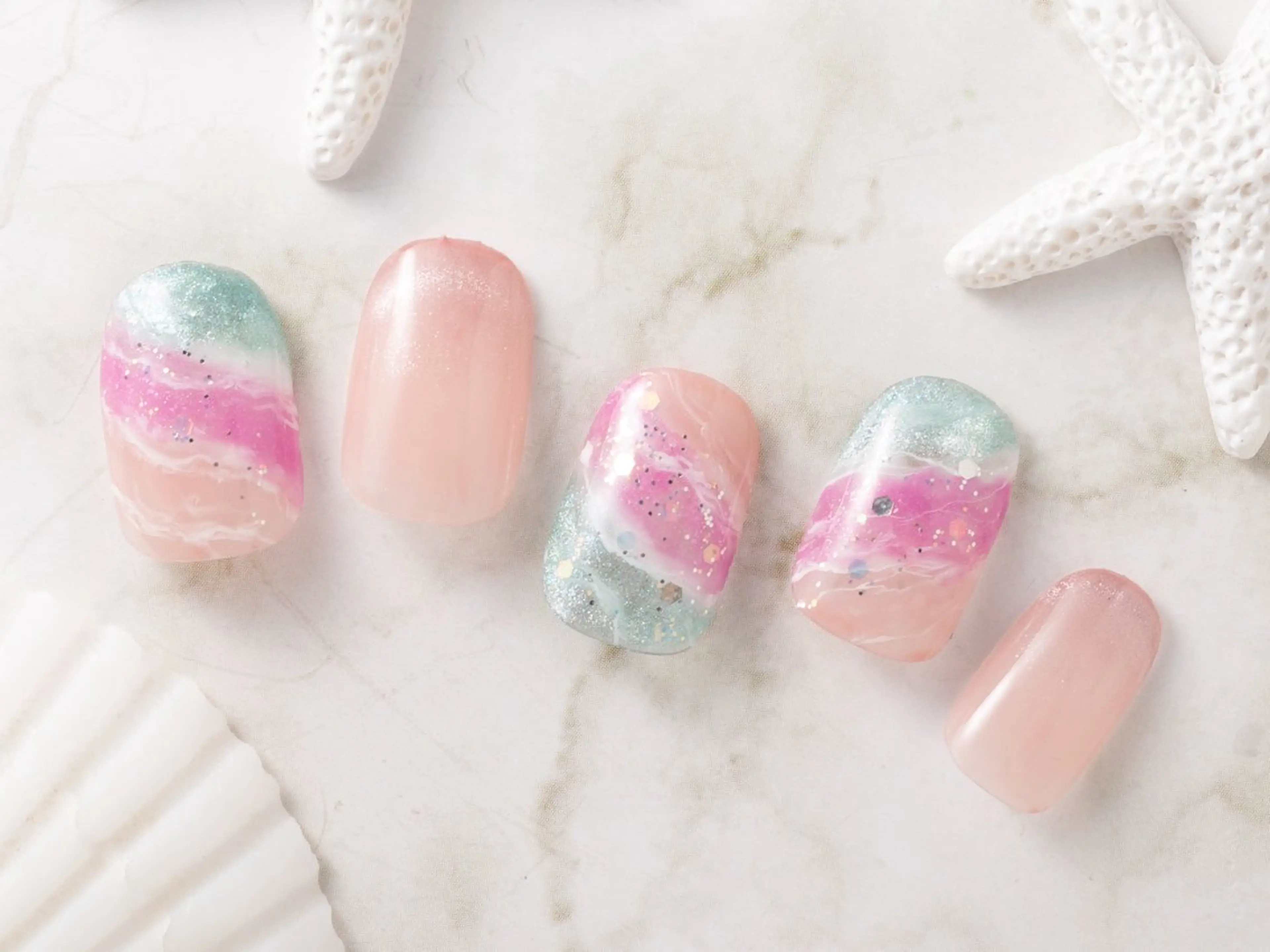 ネイル NailSalon MAHINAのネイルデザイン