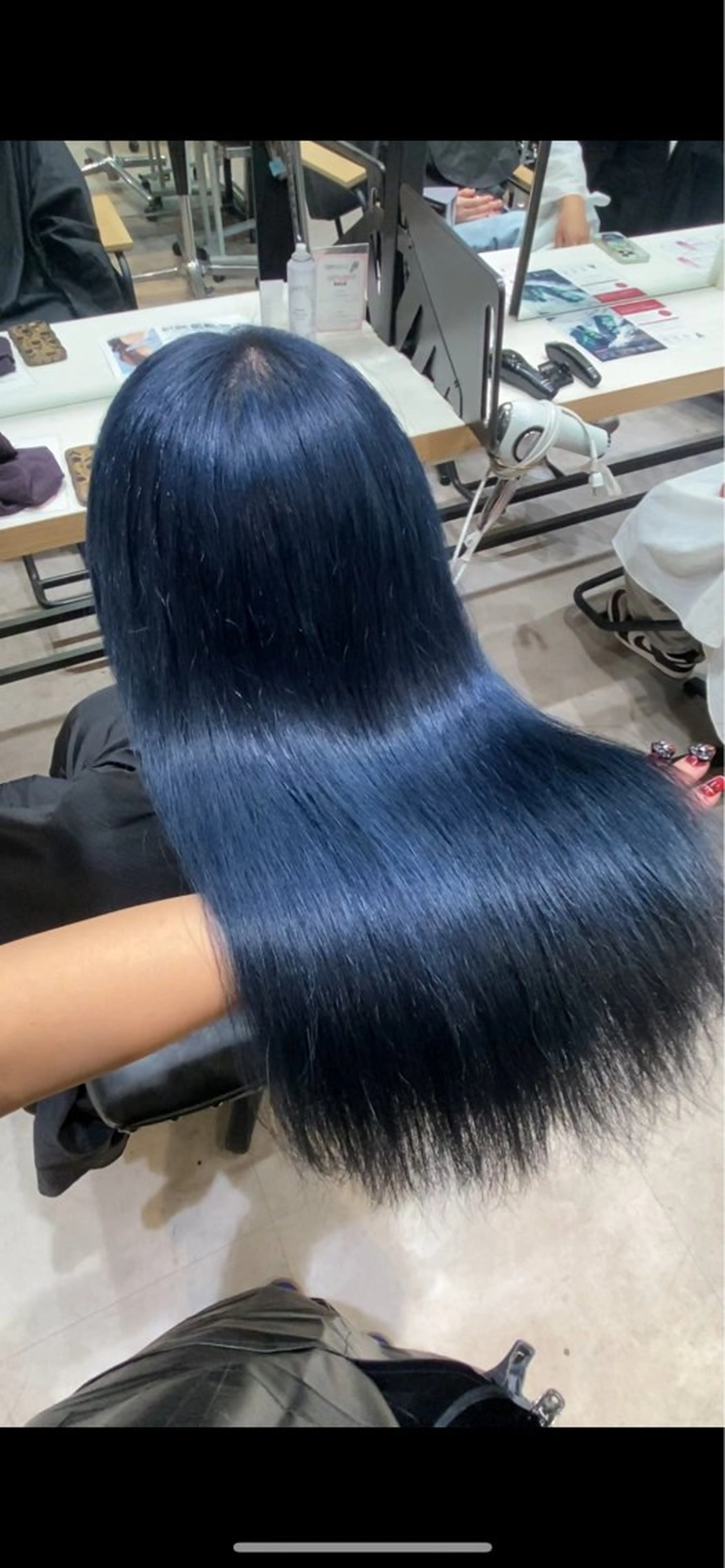 ロング 🌸cocomi🌸 透明感カラー🩶パリのヘアスタイル