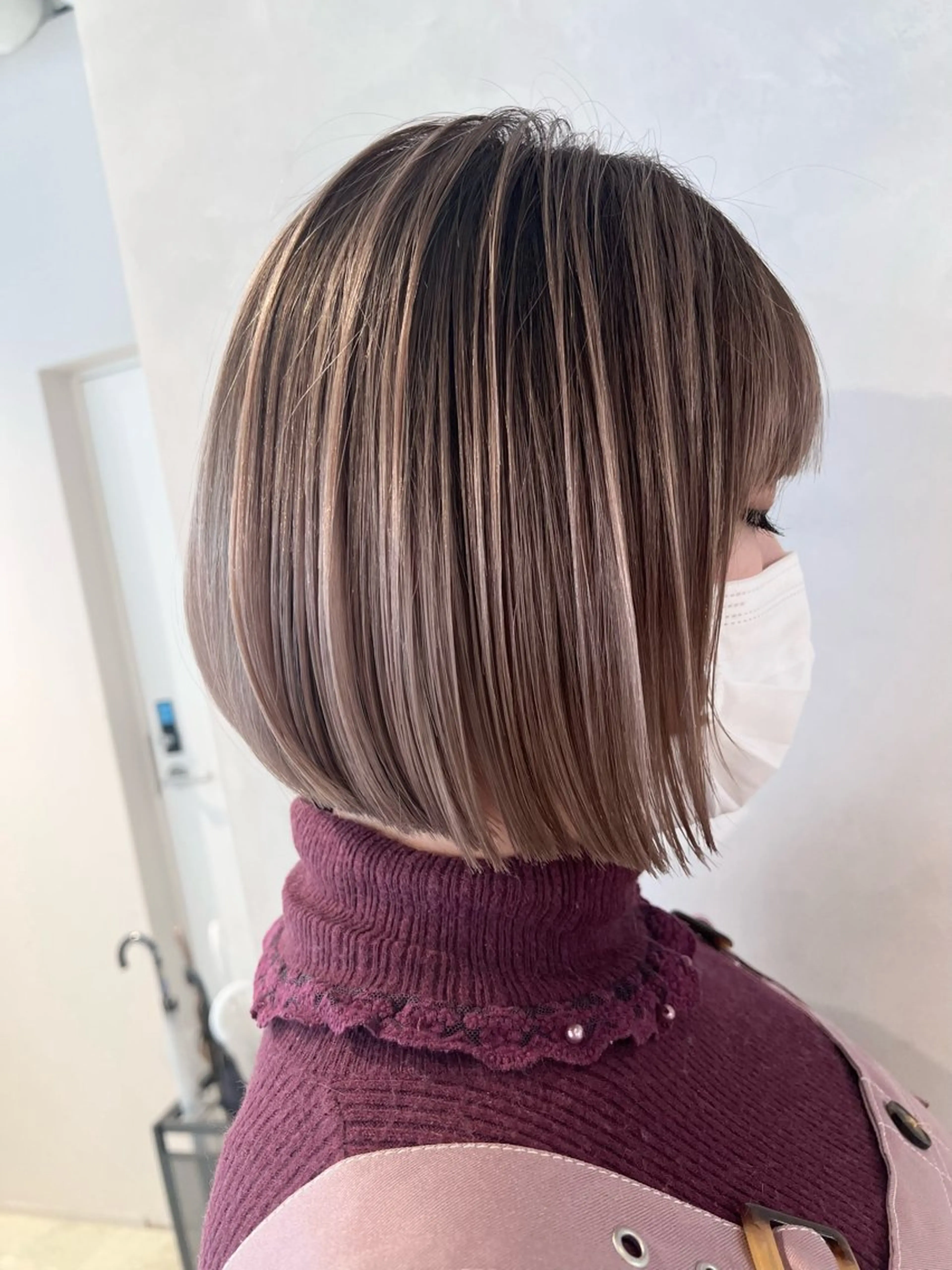 ミディアム ボブ ヘアカラー トリートメント 渋谷ハイトーン/ デザインカラー阿部のヘアスタイル