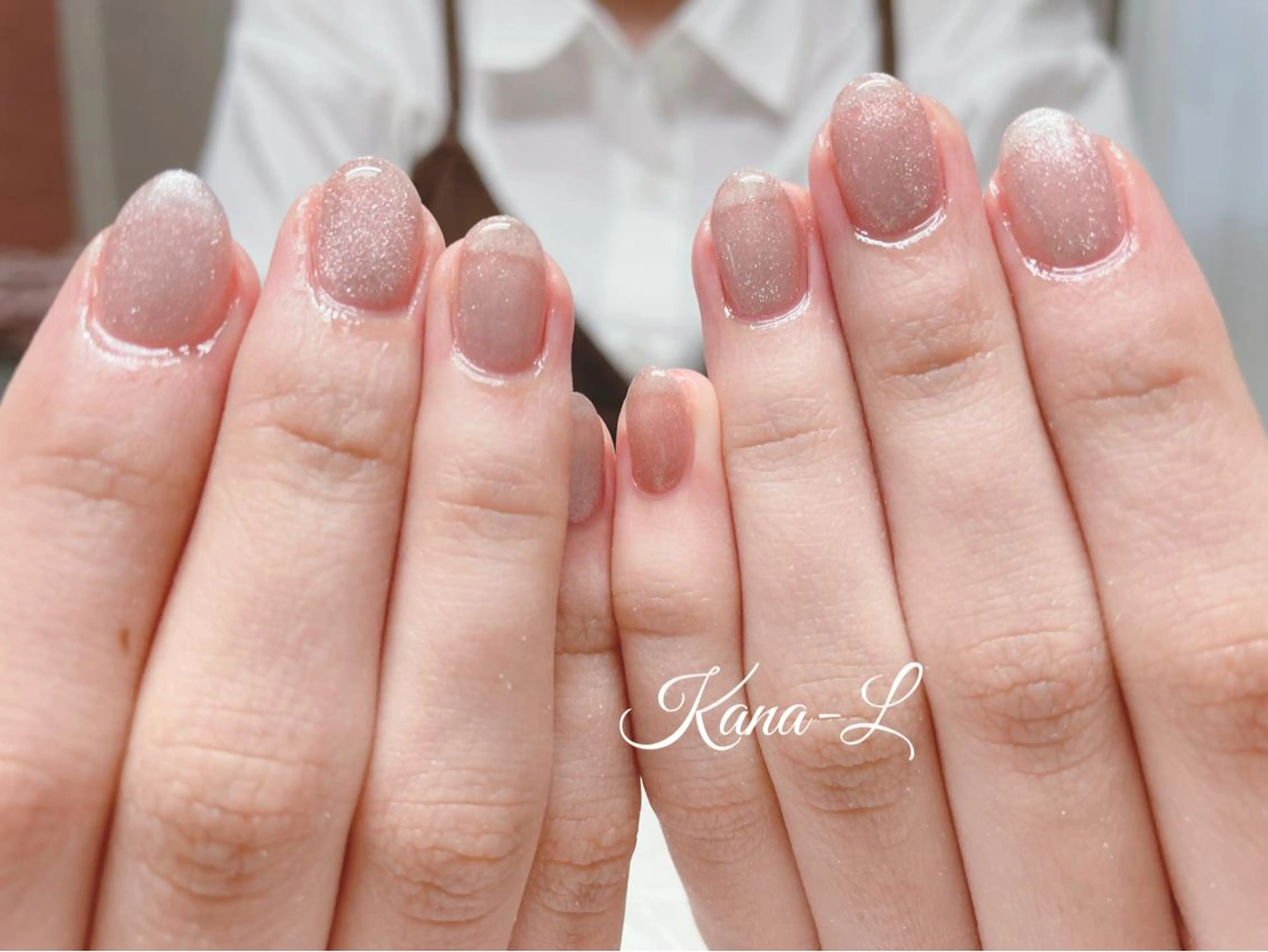 カラー ネイル マグネットネイル オフィスネイル シンプルネイル 芦辺 香奈のネイルデザイン