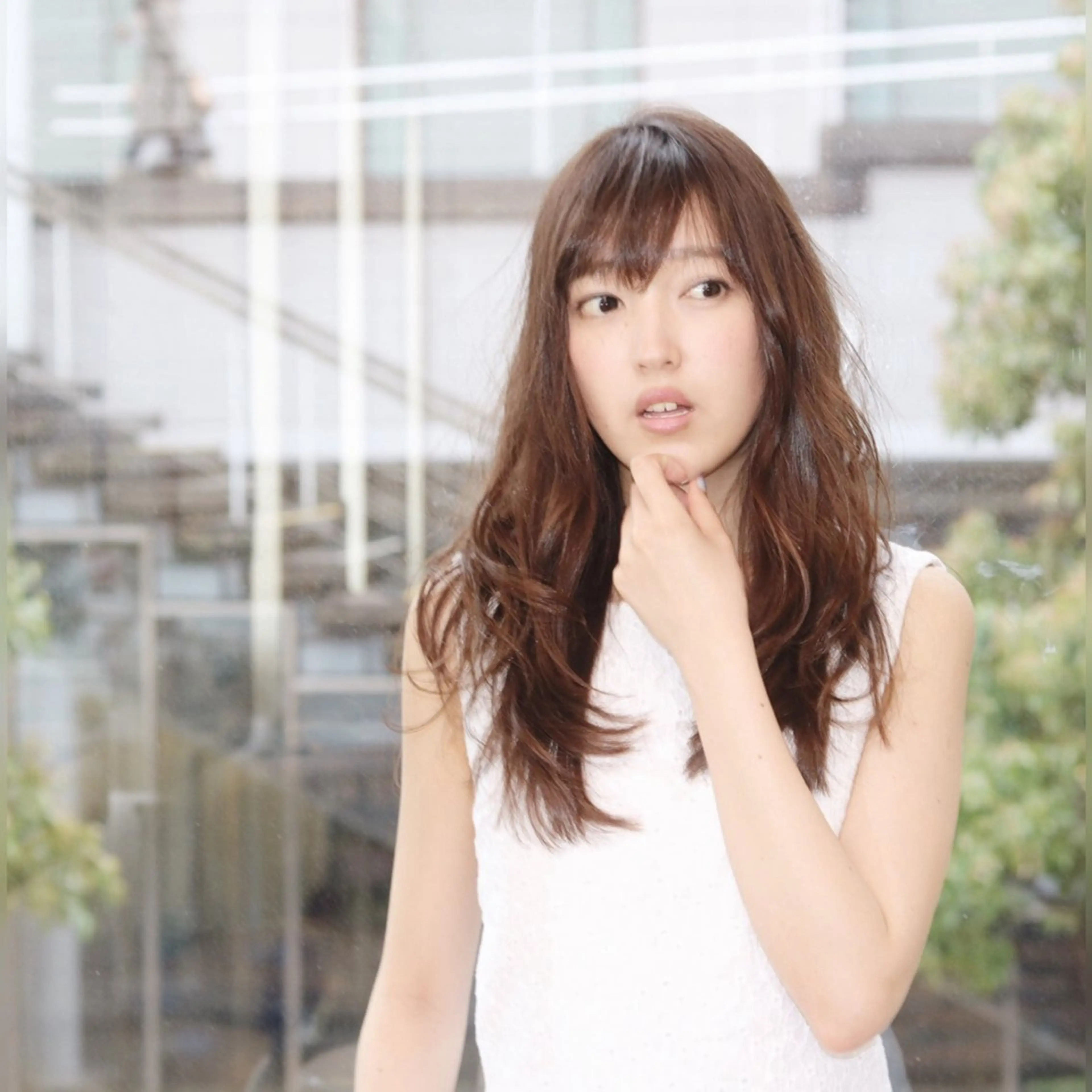 【大人の透明感ヘア】顔まわりレイヤーカット＋艶カラー＋5ケアトリートメント💐上品なのに軽やか。印象が変わる美人レイヤーの写真