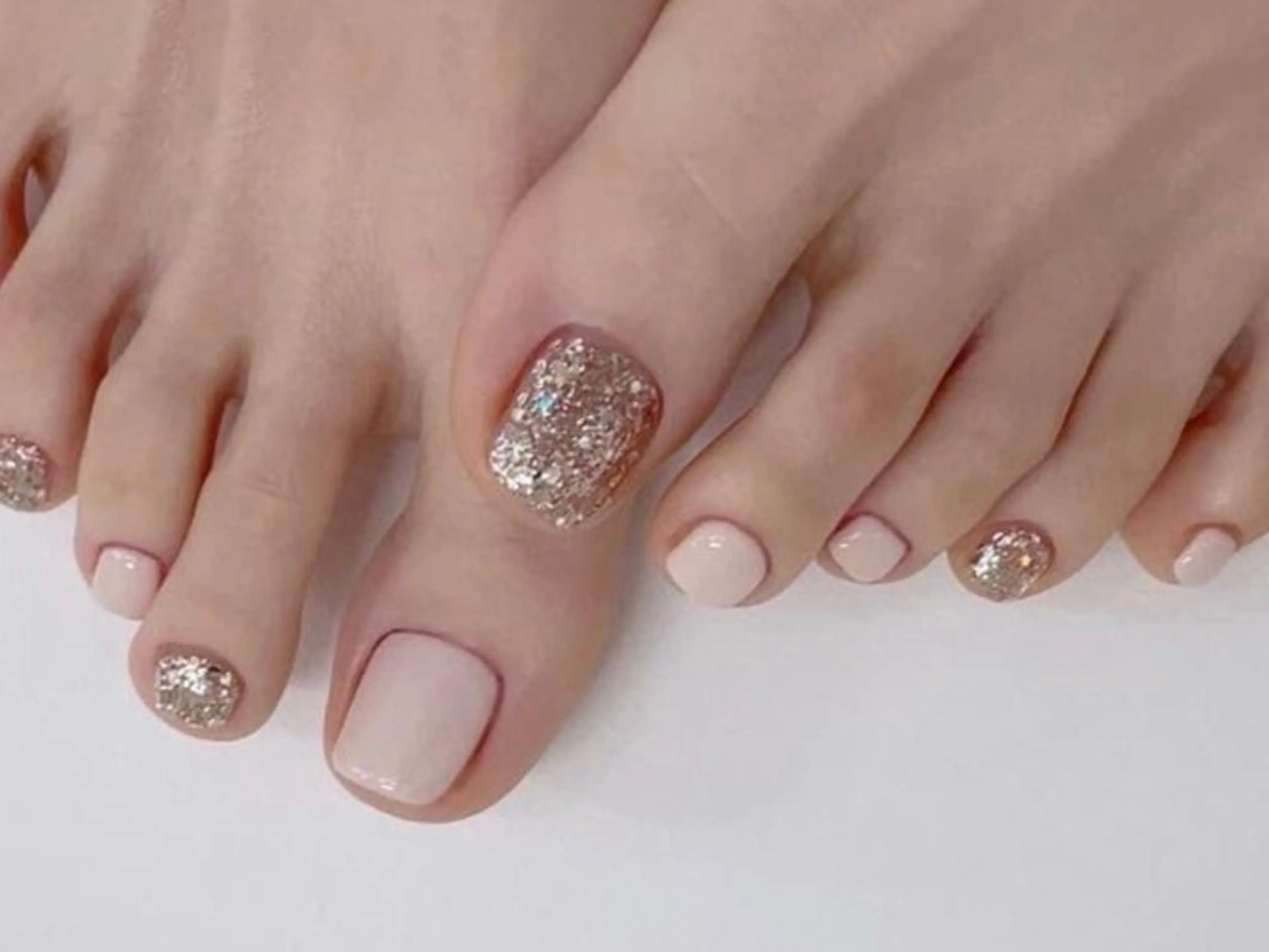 《オフなし》フット☆1カラーorラメグラ  ￥6000の写真