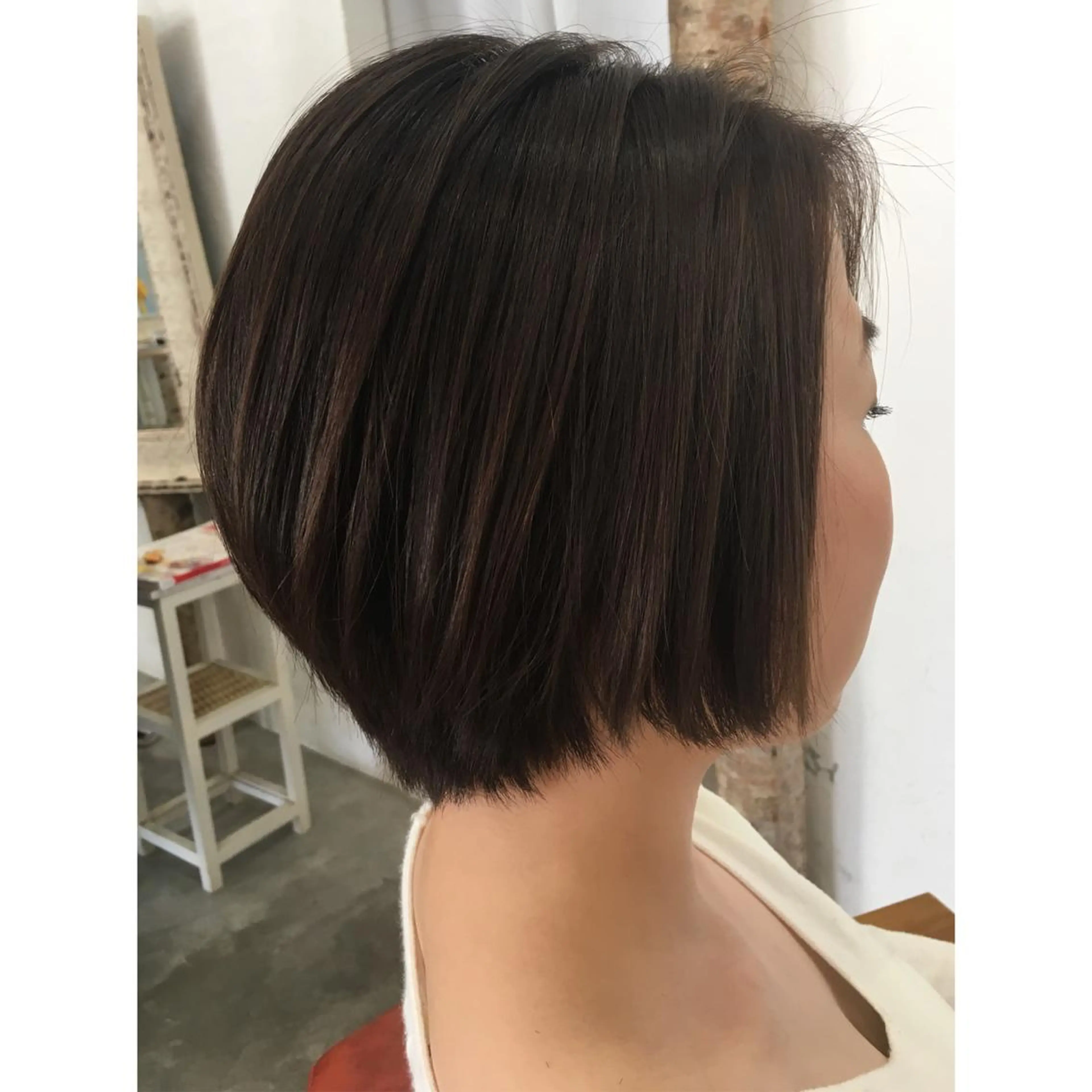 ショート カラー ブリーチ ハイライトカラー ハイライト カット ヘアカラー fio マナミのヘアスタイル