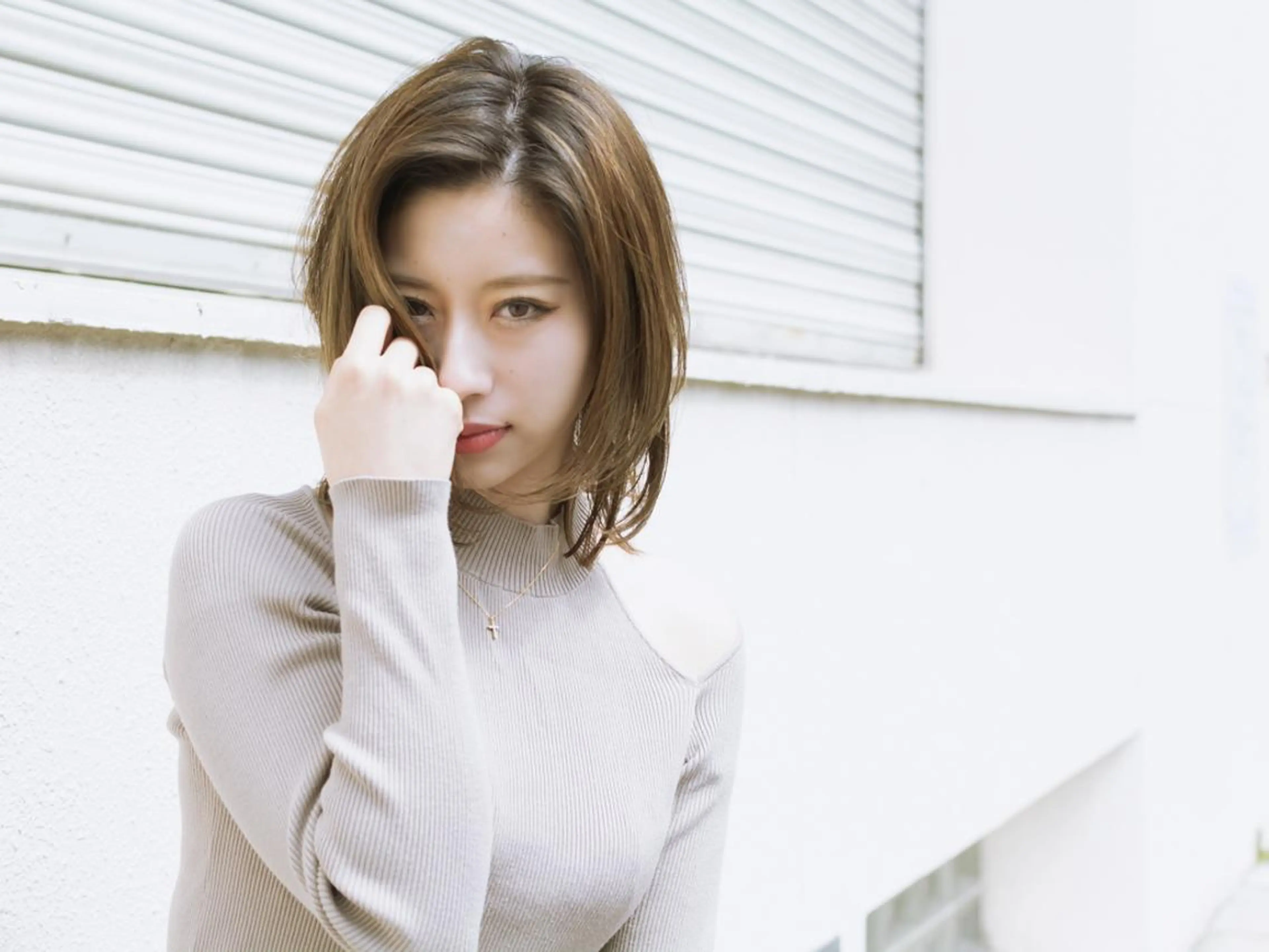 ミディアム カラー ショートボブ ベージュカラー ブルーカラー ブルージュ グレージュ カット ヘアカラー トリートメント 斉藤 正敏のその他イメージ