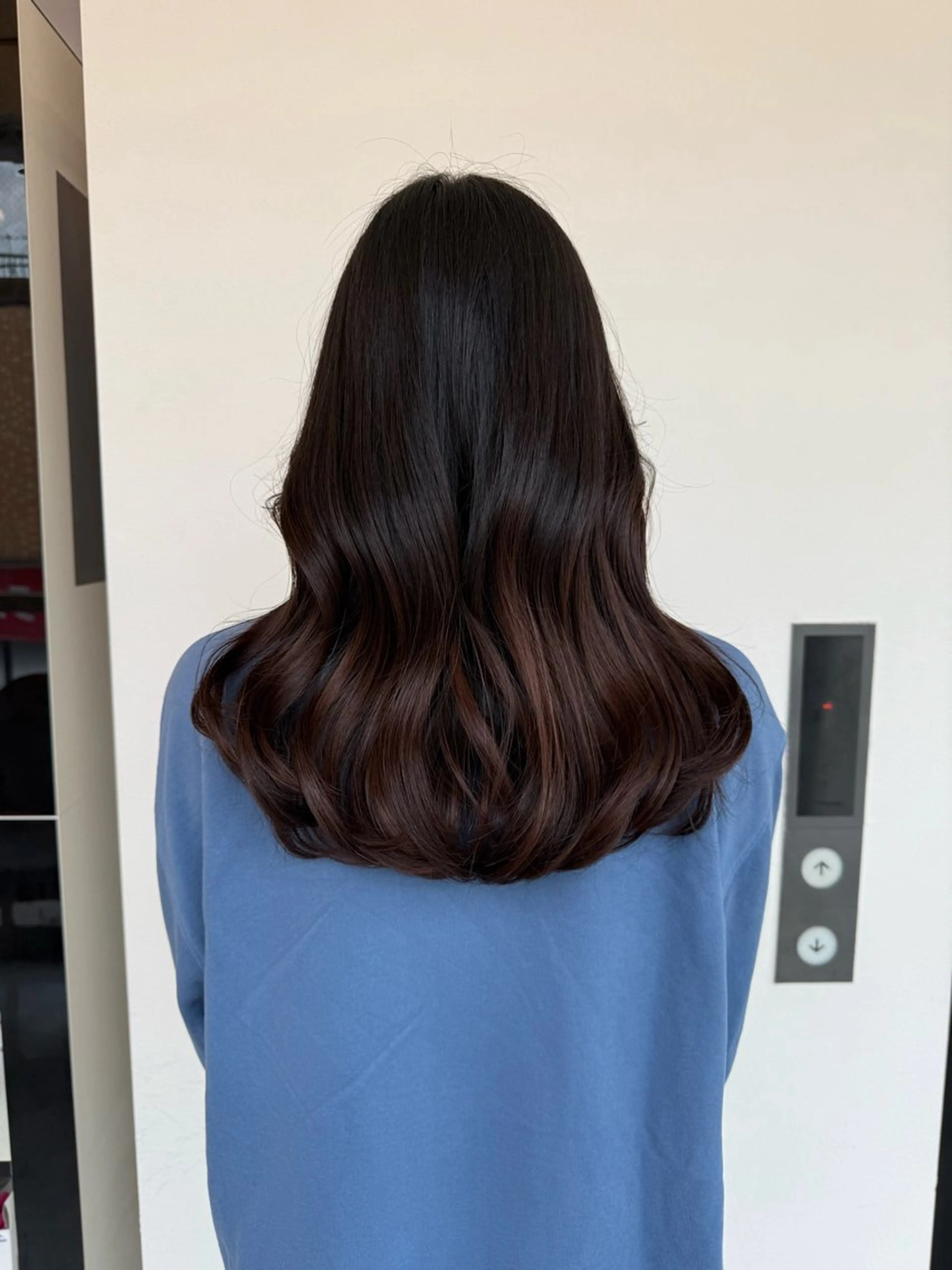 ロング 木村 咲花のヘアスタイル