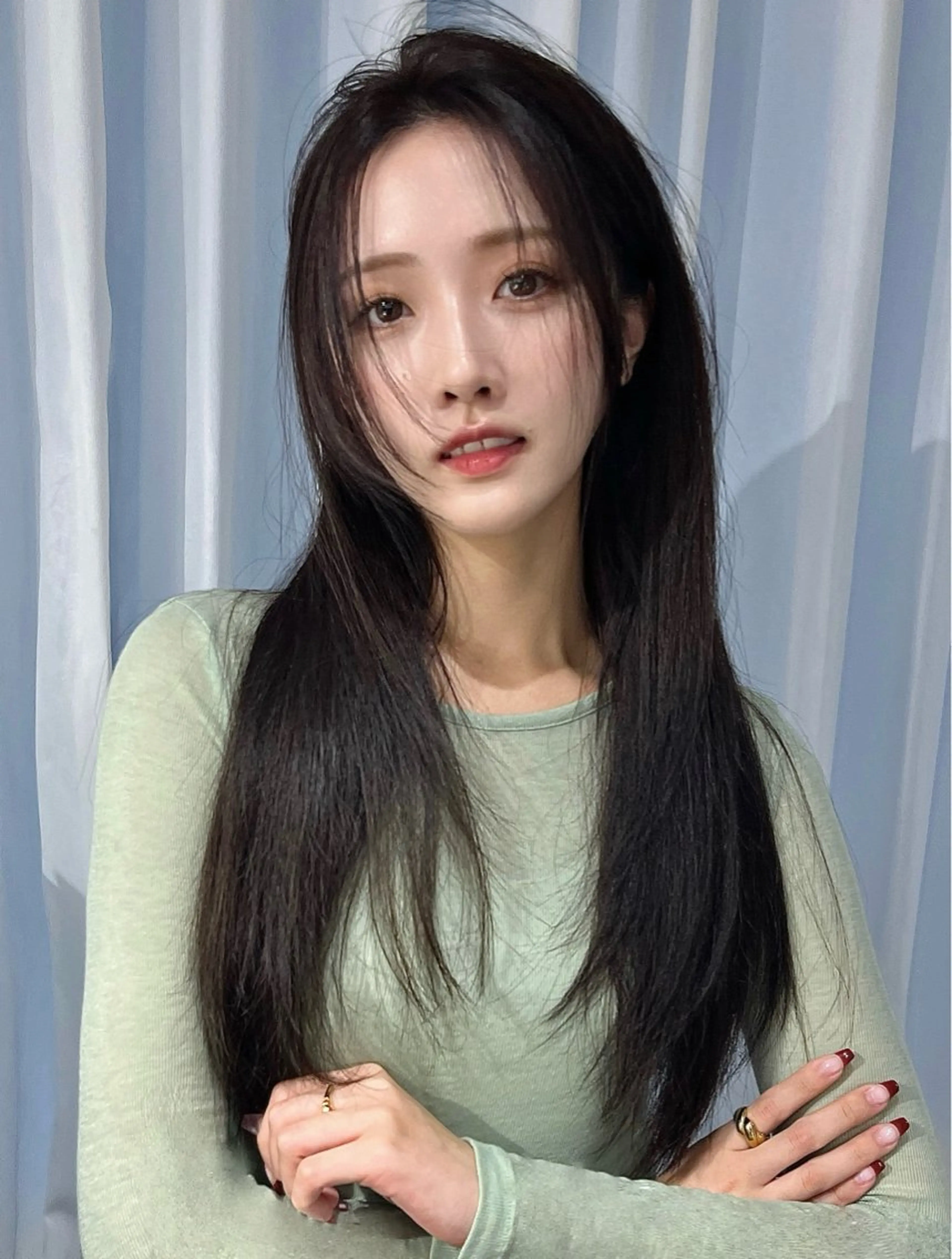 ロング 韓国風ヘア レイヤーカット カット ヘアカラー 縮毛矯正 トリートメント 韓国ハッシュカット/ 新宿/髪質改善/岡崎のヘアスタイル