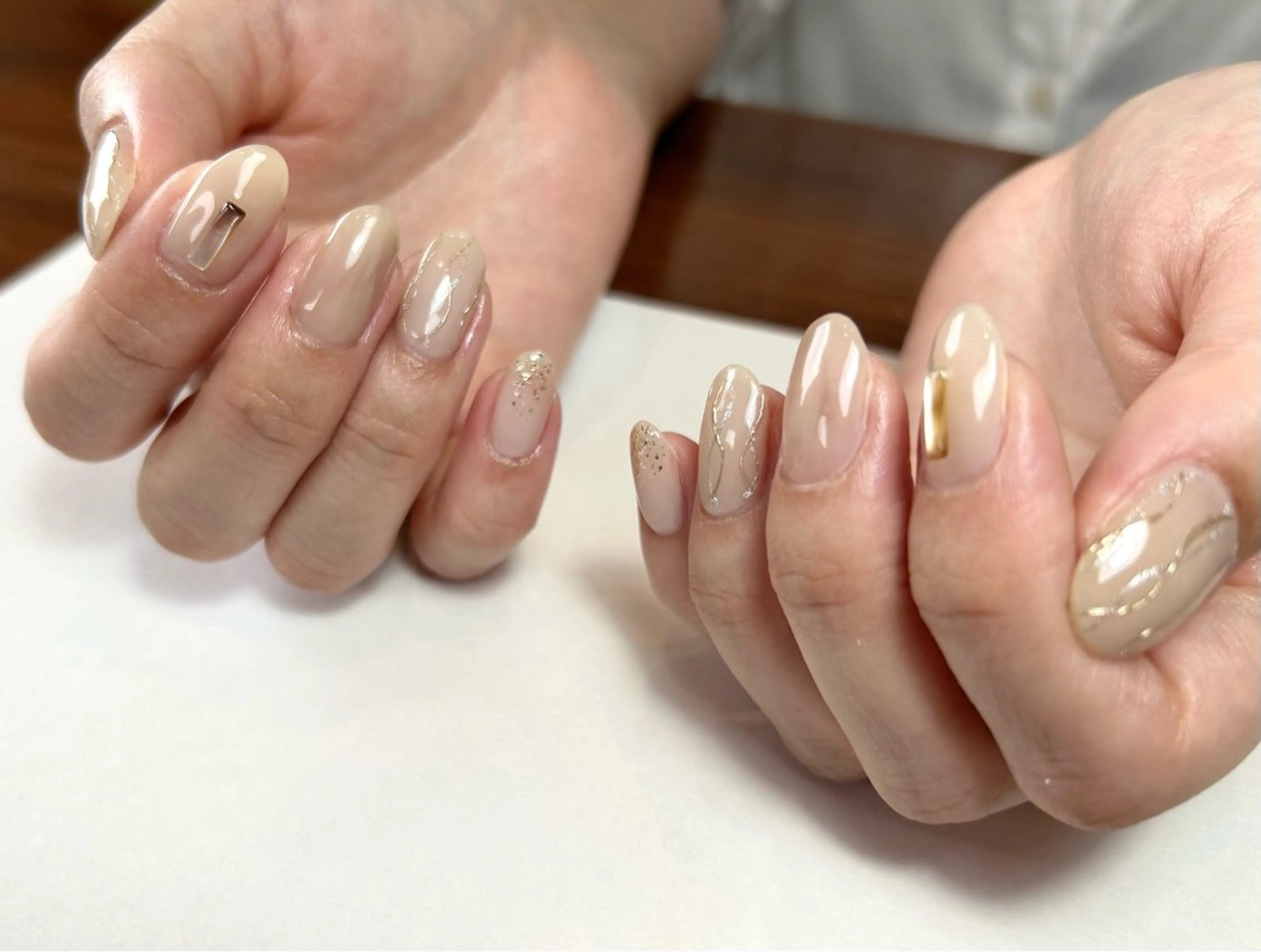 ネイル ラメ(グリッター) ミラーネイル シンプルネイル 夏ネイル ハンドネイル le_rire _nailのネイルデザイン