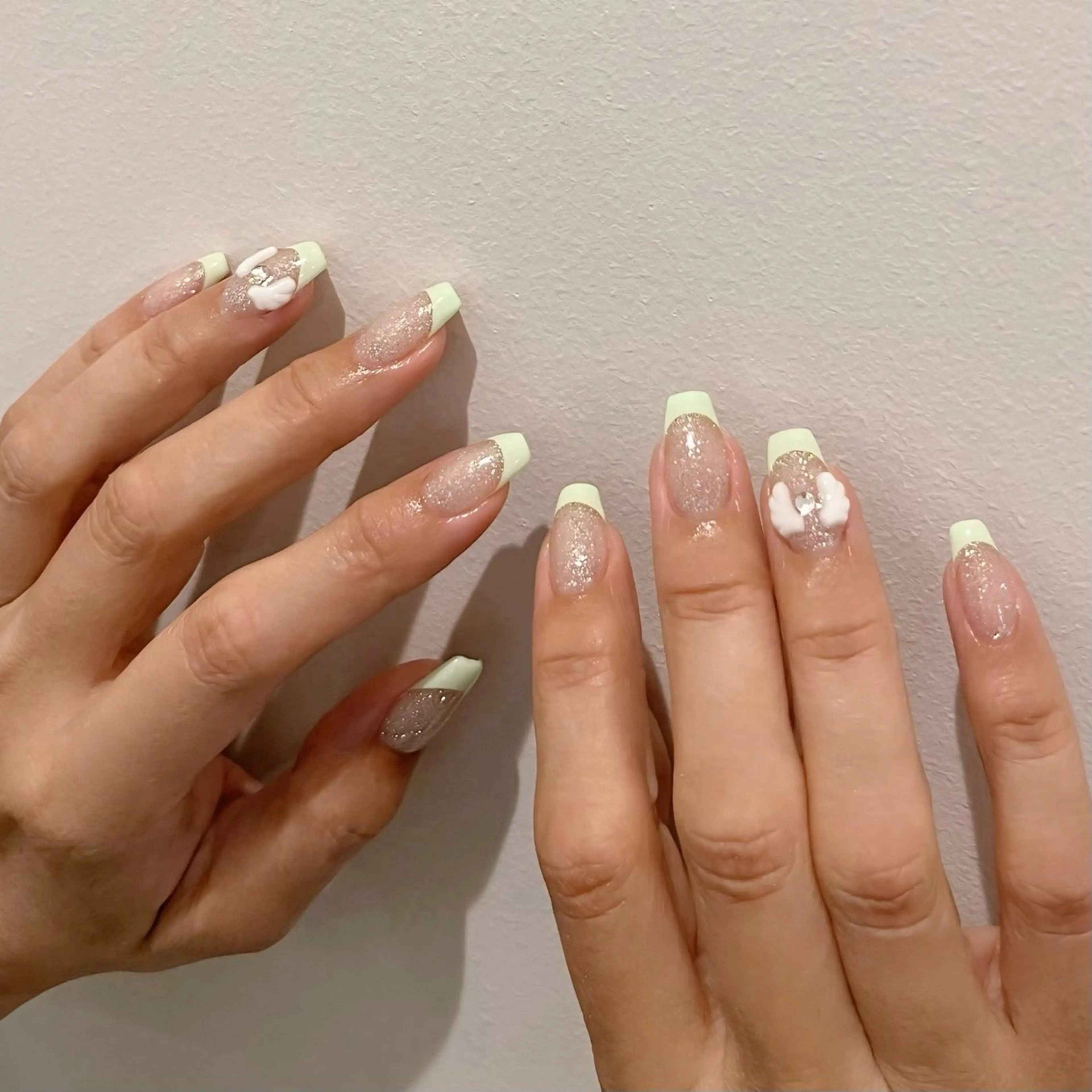 フレンチorカラグラ【ワンカラーベース】(オフあり)ドライケア込♪/フラッシュ◎/パーツ別途の写真