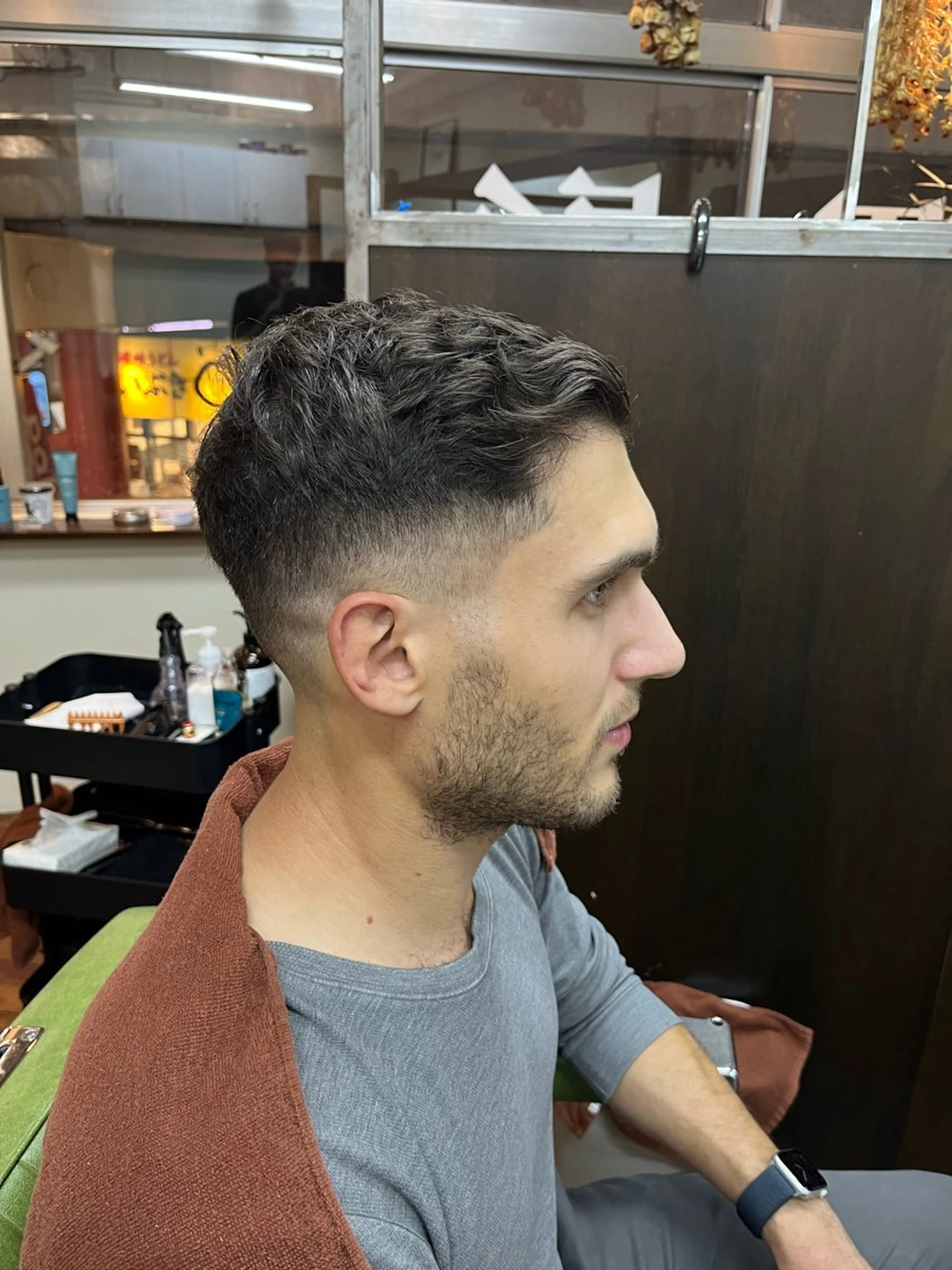 ショート 新宿無料メンズカット ヒガシトウイのヘアスタイル