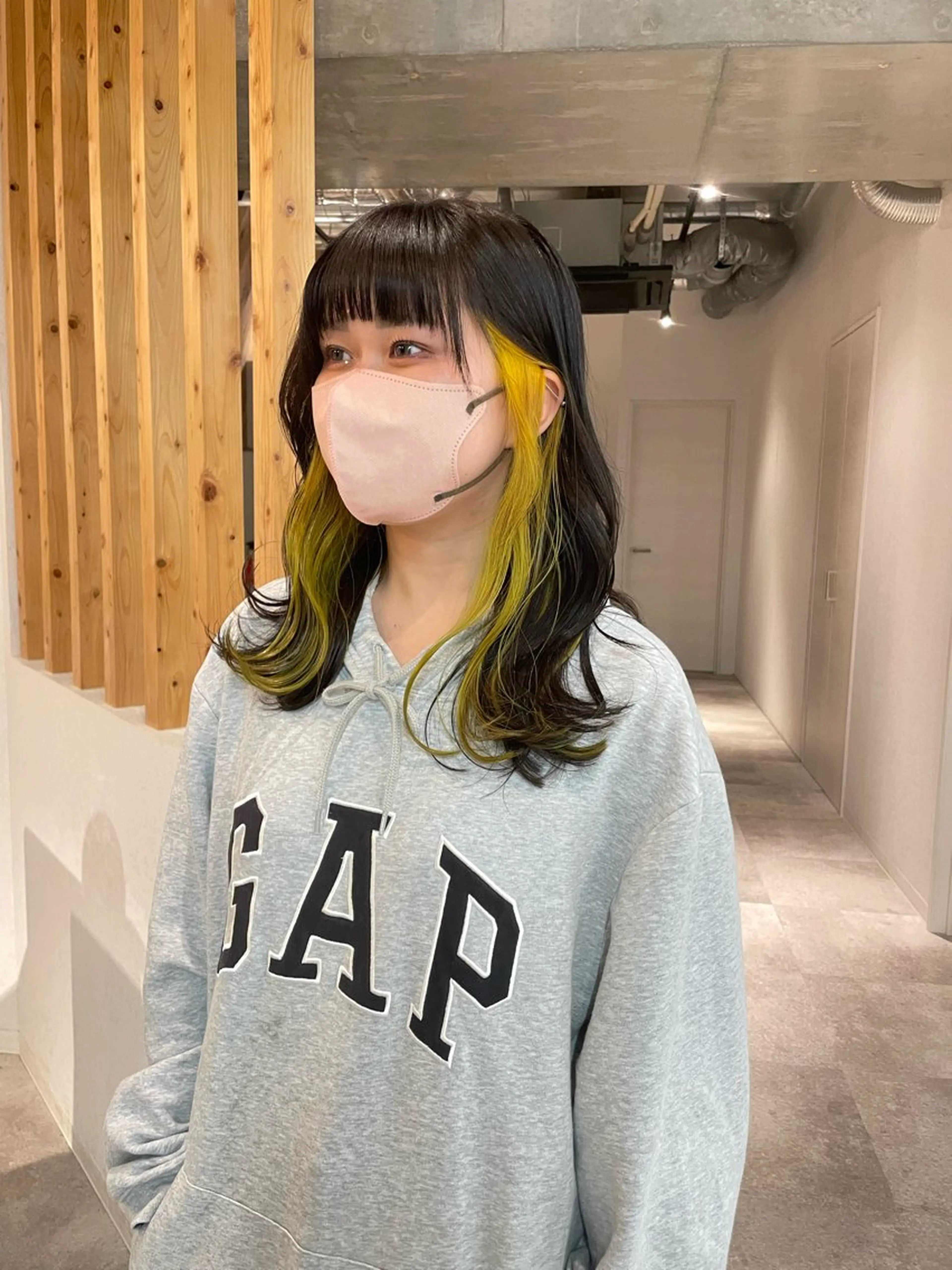 ロング カラー ブリーチ 透明感カラー A/LEE所属・久保田 千尋のヘアスタイル