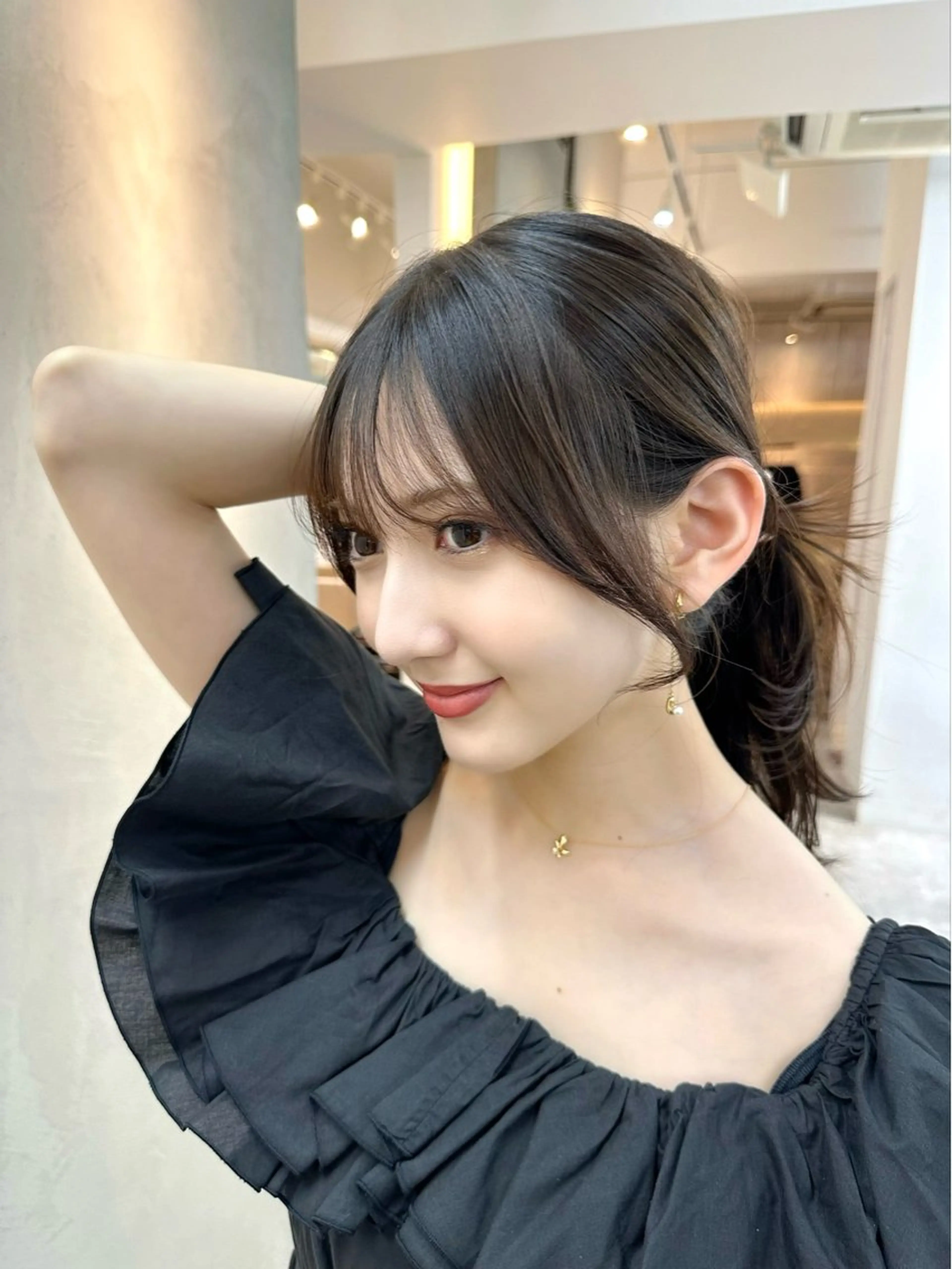 セミロング カラー カット ヘアカラー トリートメント 艶髪レイヤー顔周り グレージュ添田晃基のヘアスタイル