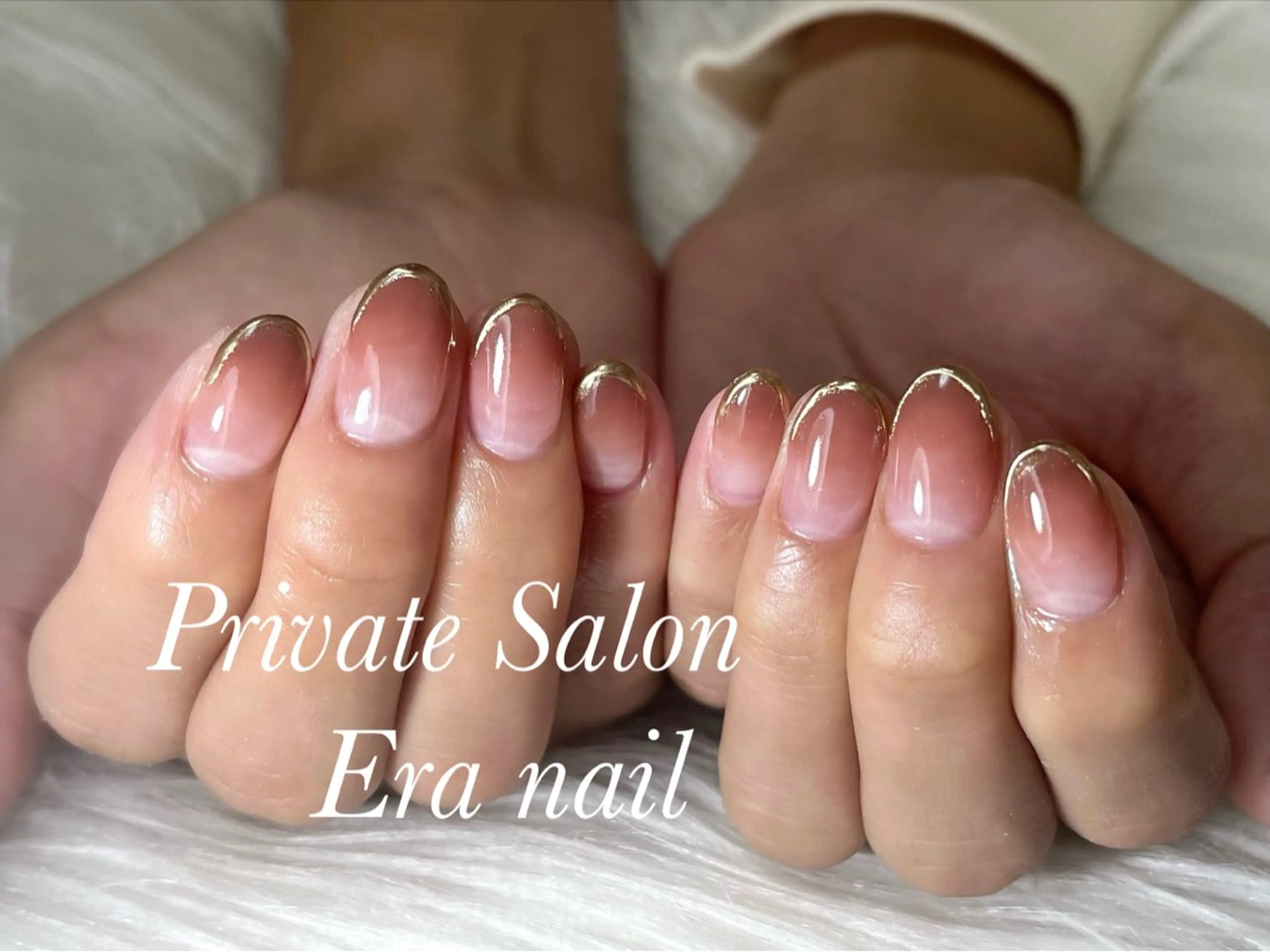 ネイル グラデーション ミラーネイル Era nailのネイルデザイン