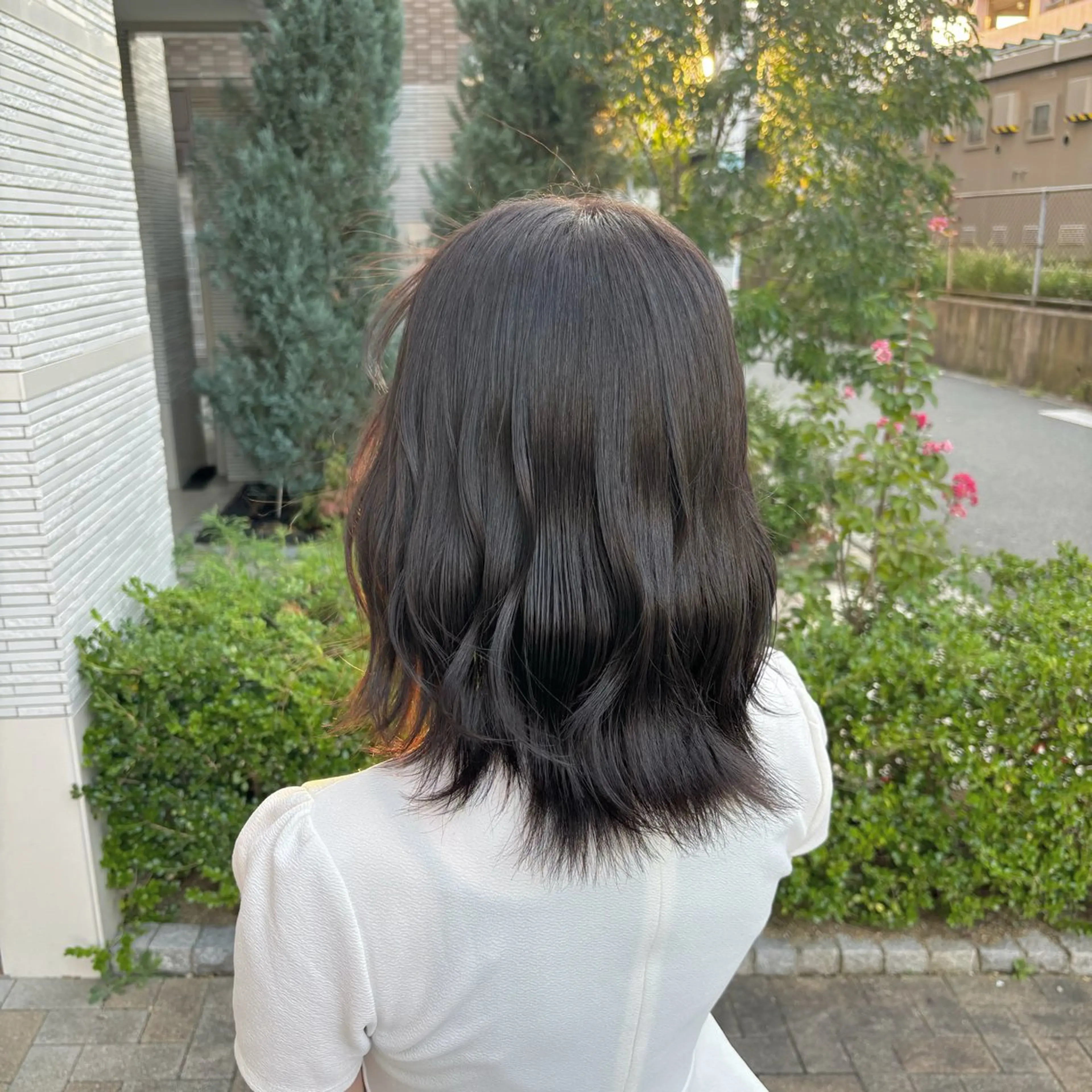 カラー ヘアカラー トリートメント しおり🍬 KOKORO🤍のヘアスタイル