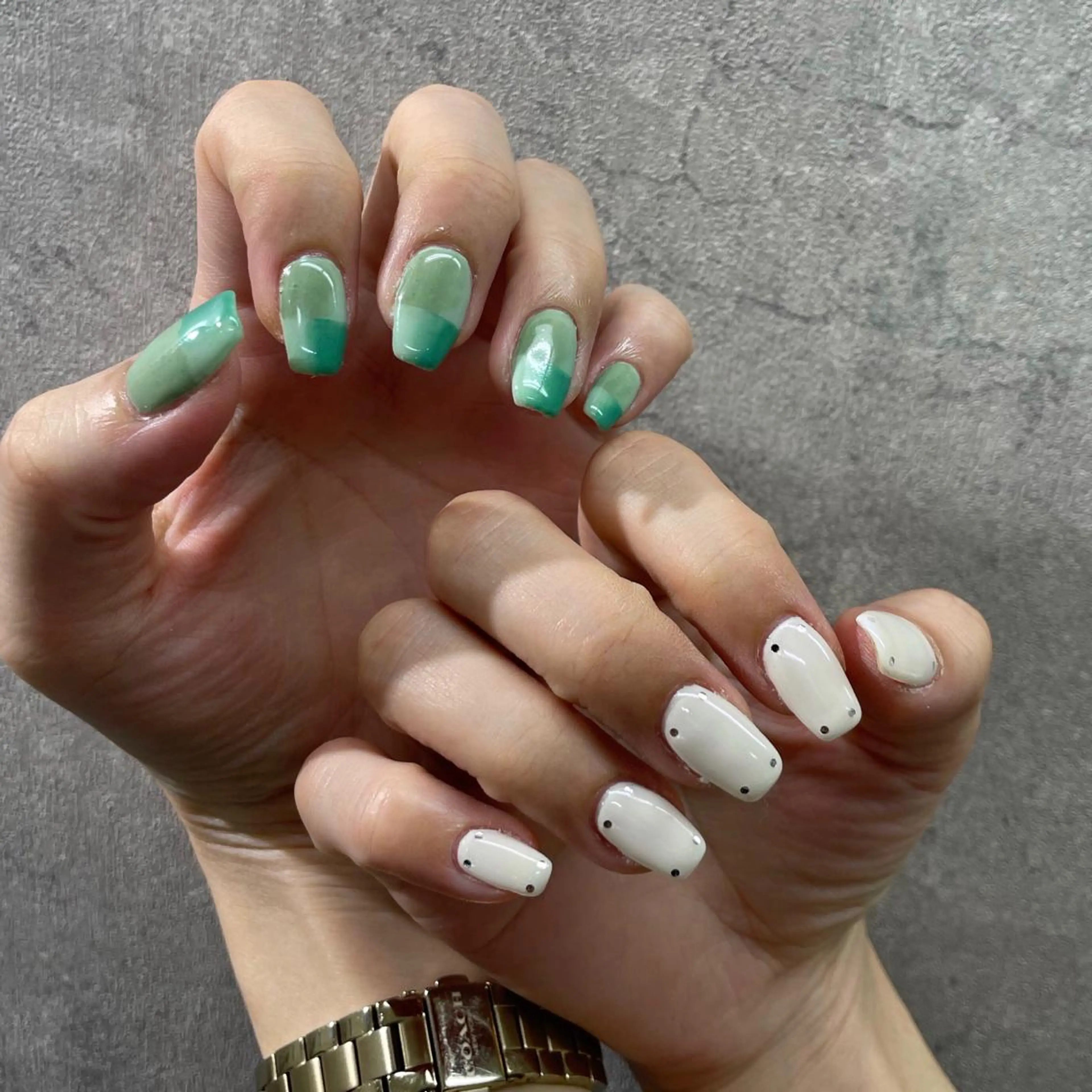 ネイル アートネイル ジェルネイル ニュアンスネイル スカルプネイル nailstudio eviz新宿店のネイルデザイン