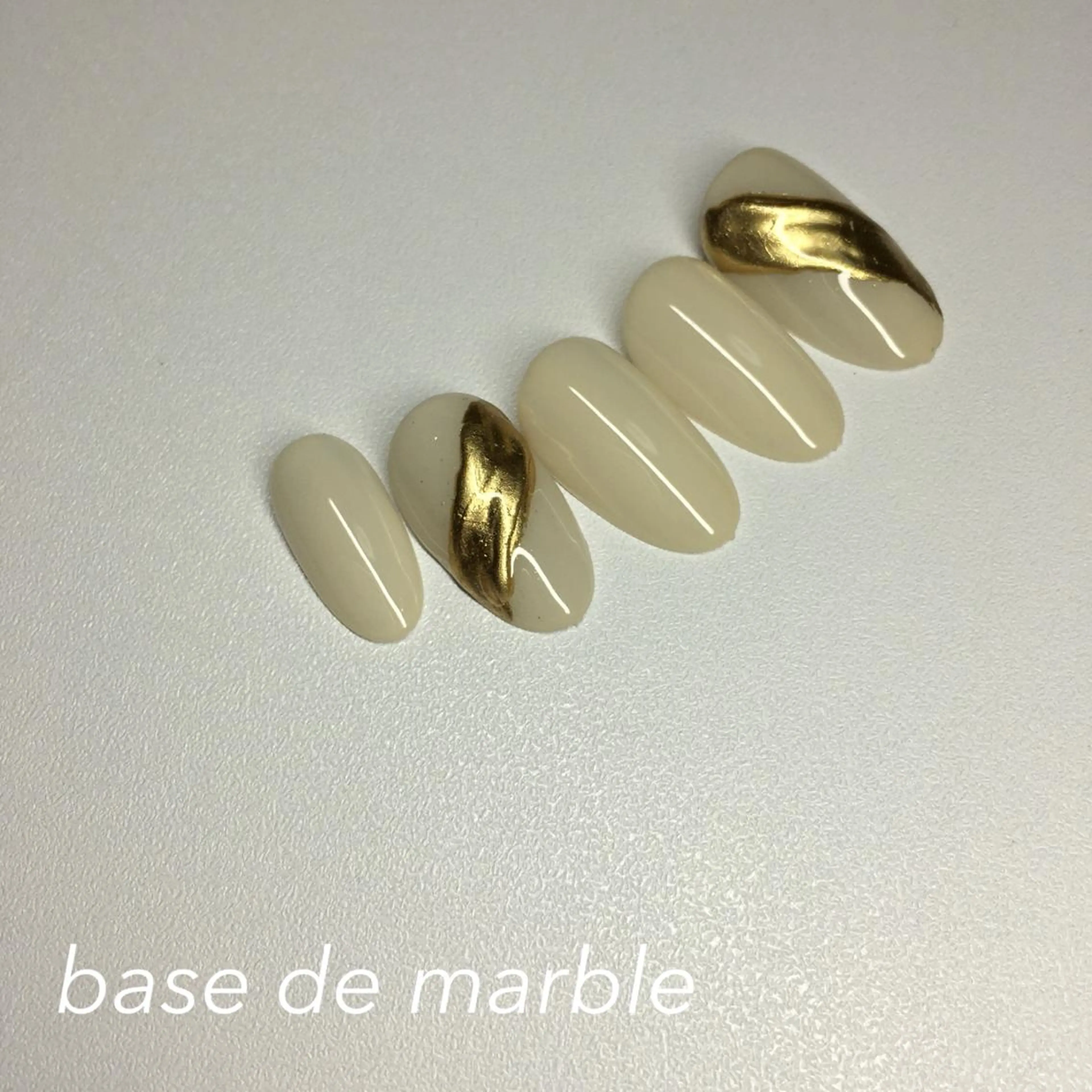 ネイル オモルフィ所属・カラーリスト marumoのヘアスタイル