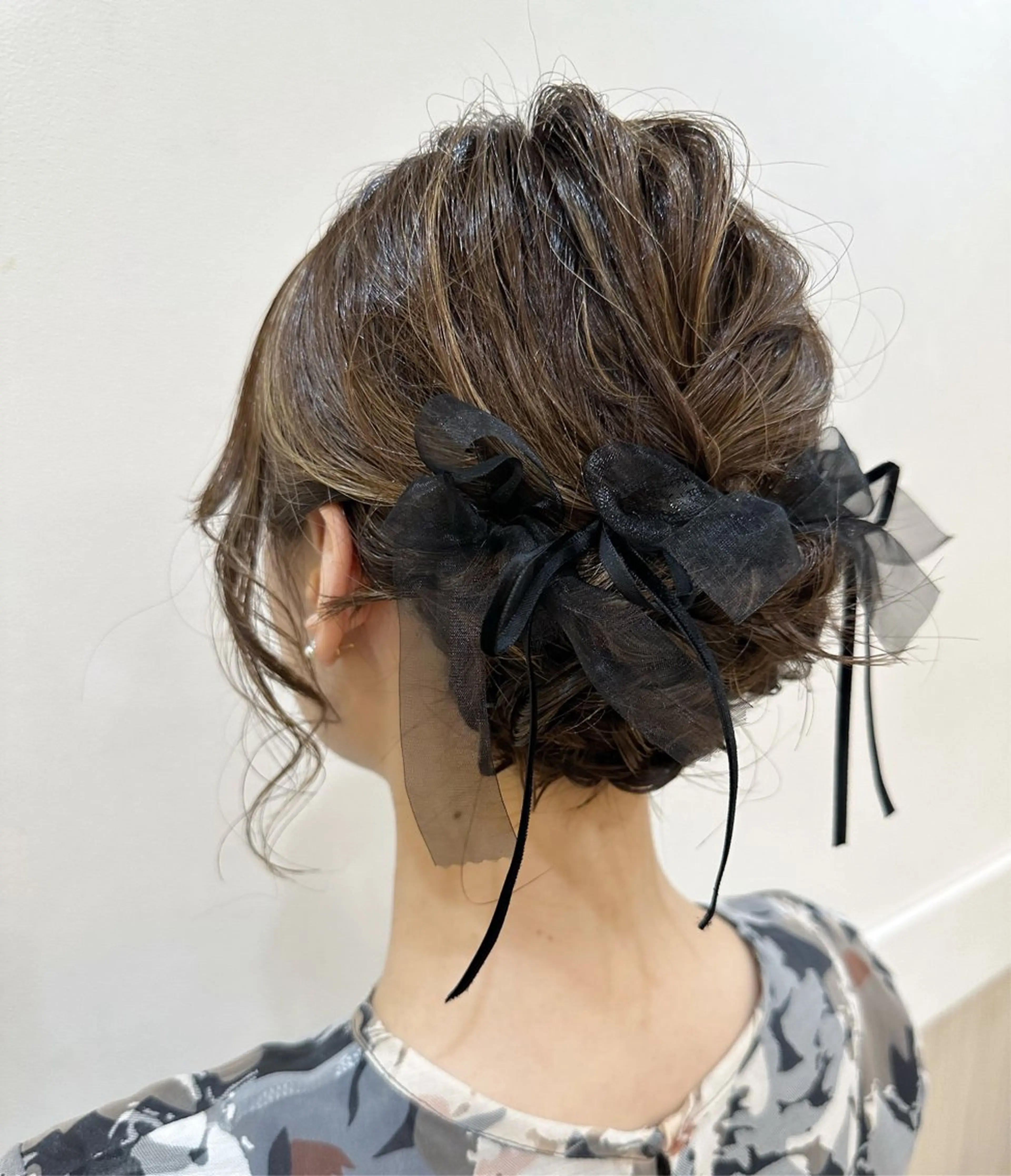 内田温子大人女性 ハイライト、ボブのヘアスタイル