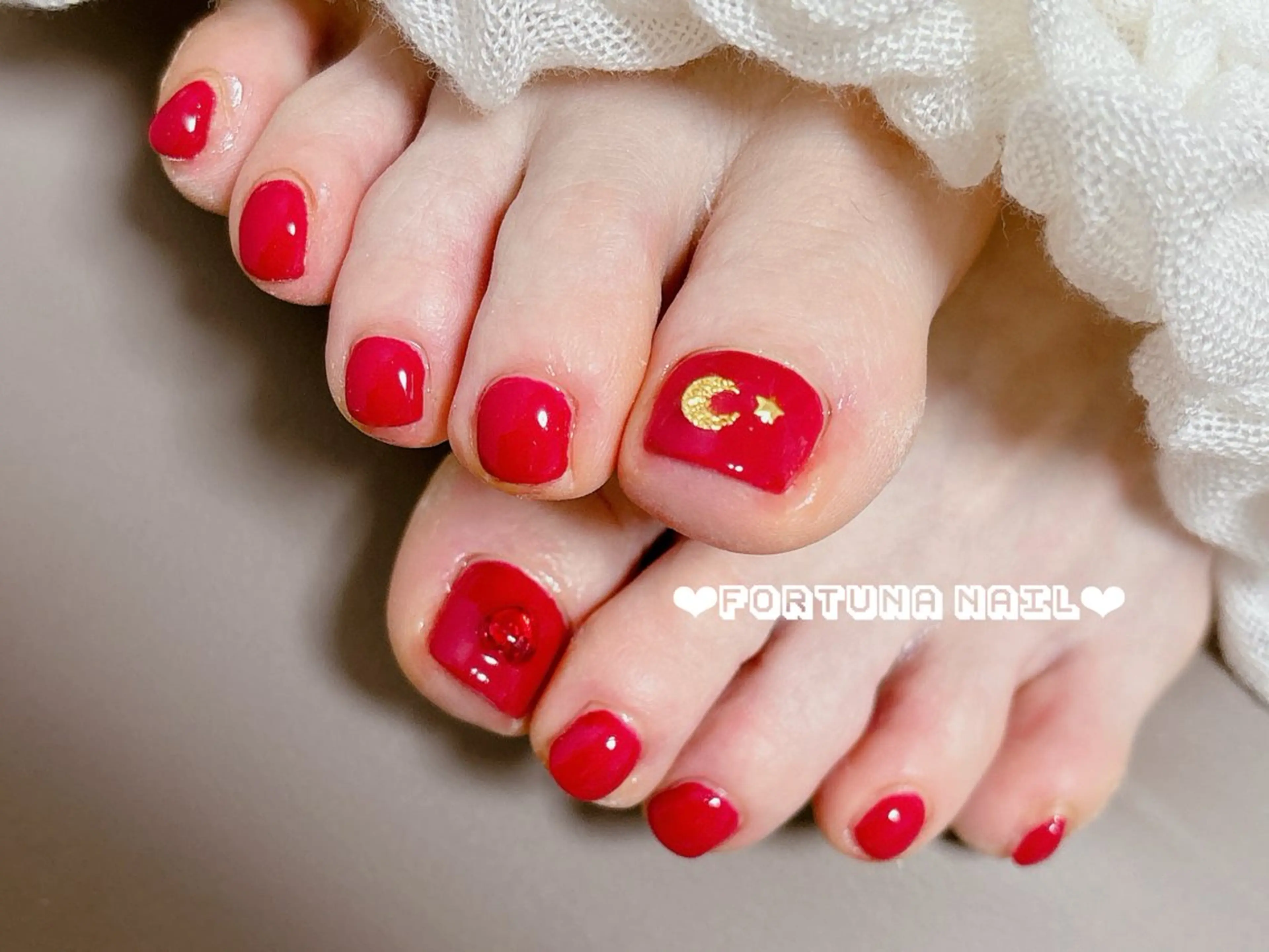 ネイル フットネイル Nail •Head スパFortunaのネイルデザイン