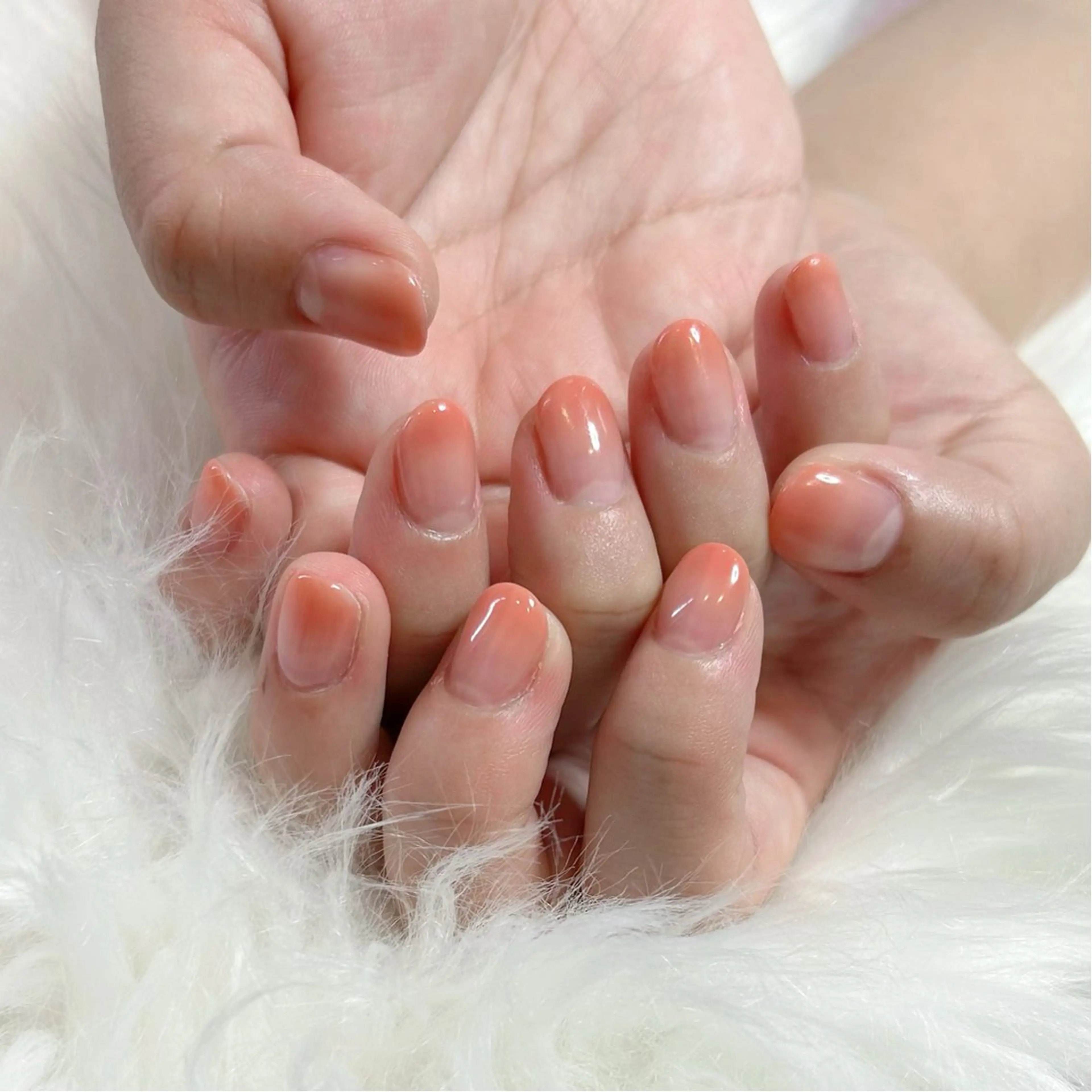 ハンド✋🏻オフなし カラーグラデーションの写真