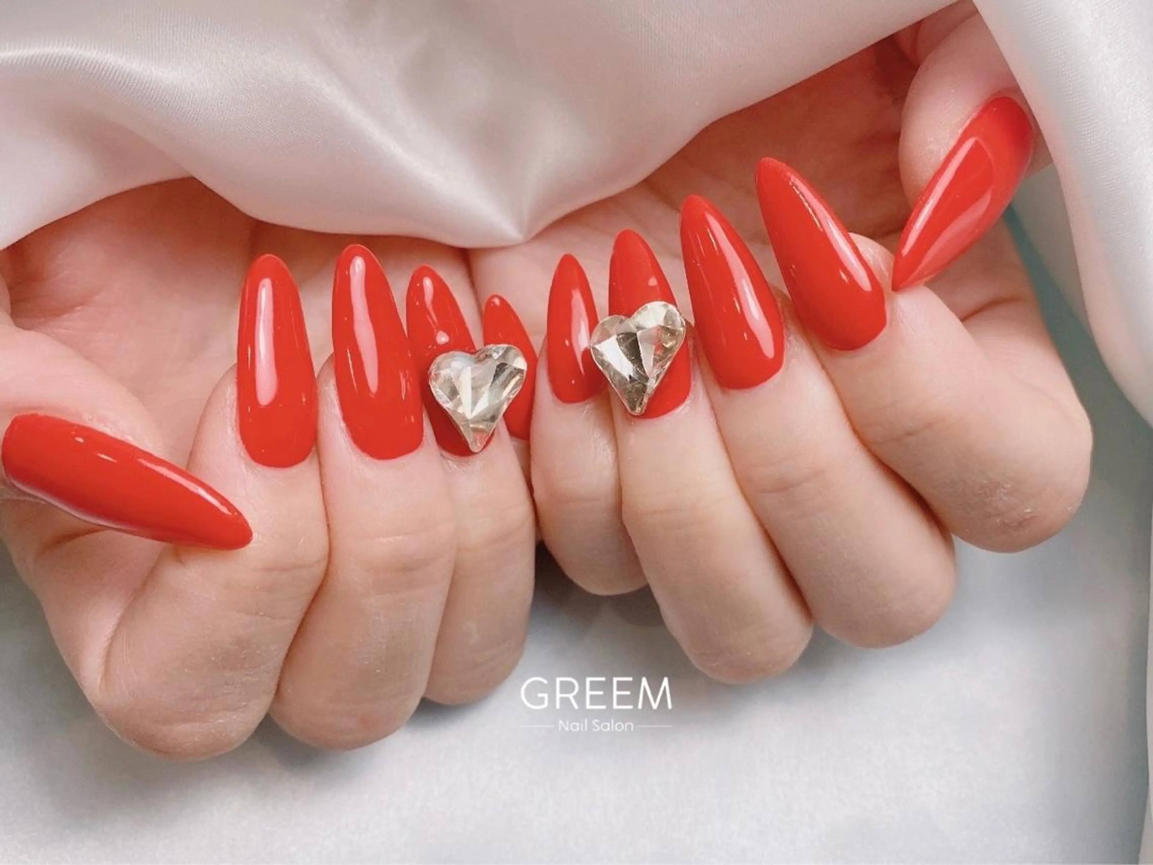 ネイル ハート ロングネイル 赤色 スカルプネイル シンプルネイル GREEM グリームのネイルデザイン