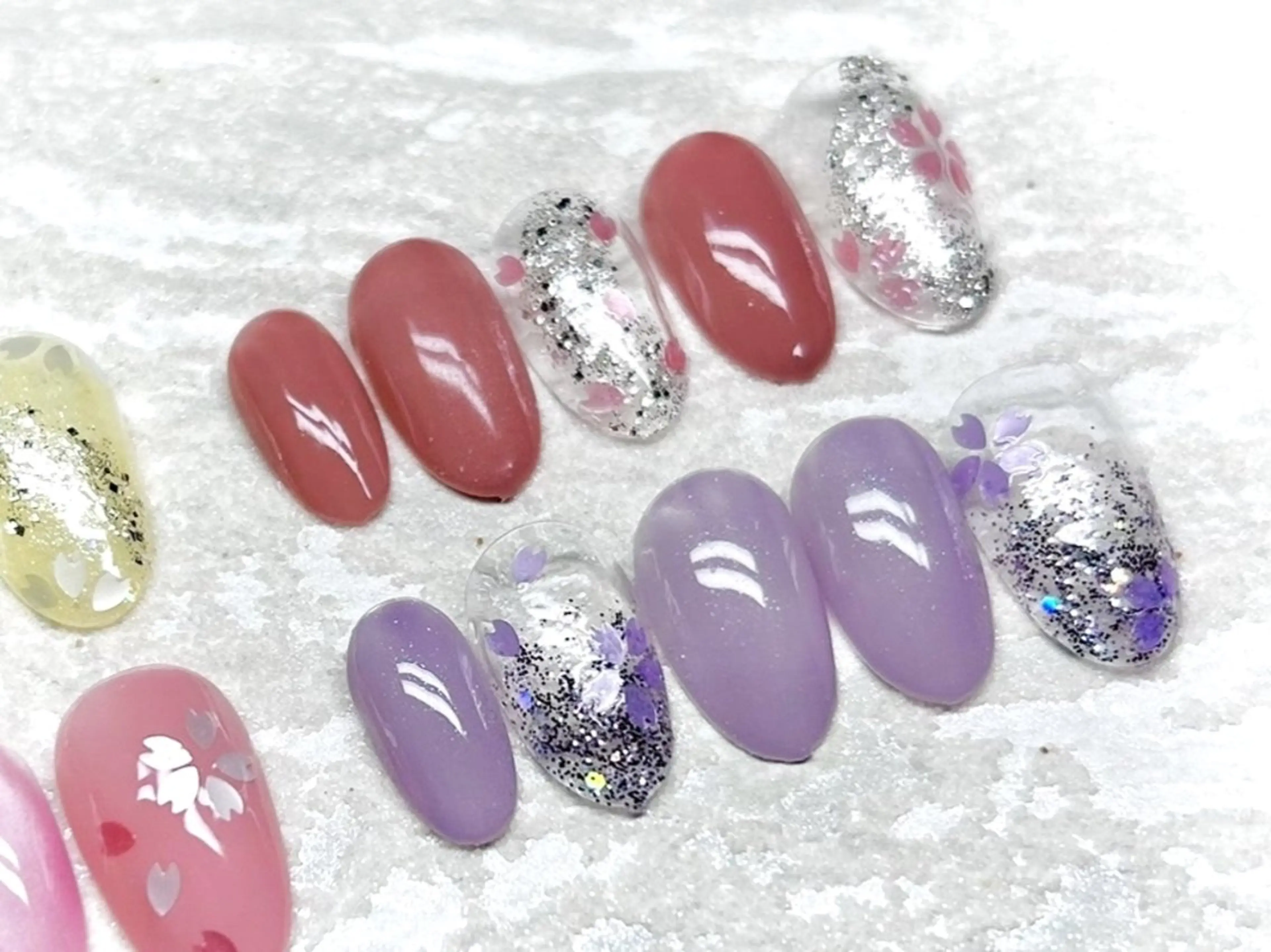 ネイル アートネイル 桜ネイル ホログラムネイル シンプルネイル 春ネイル ハンドネイル JULIE NAILのネイルデザイン